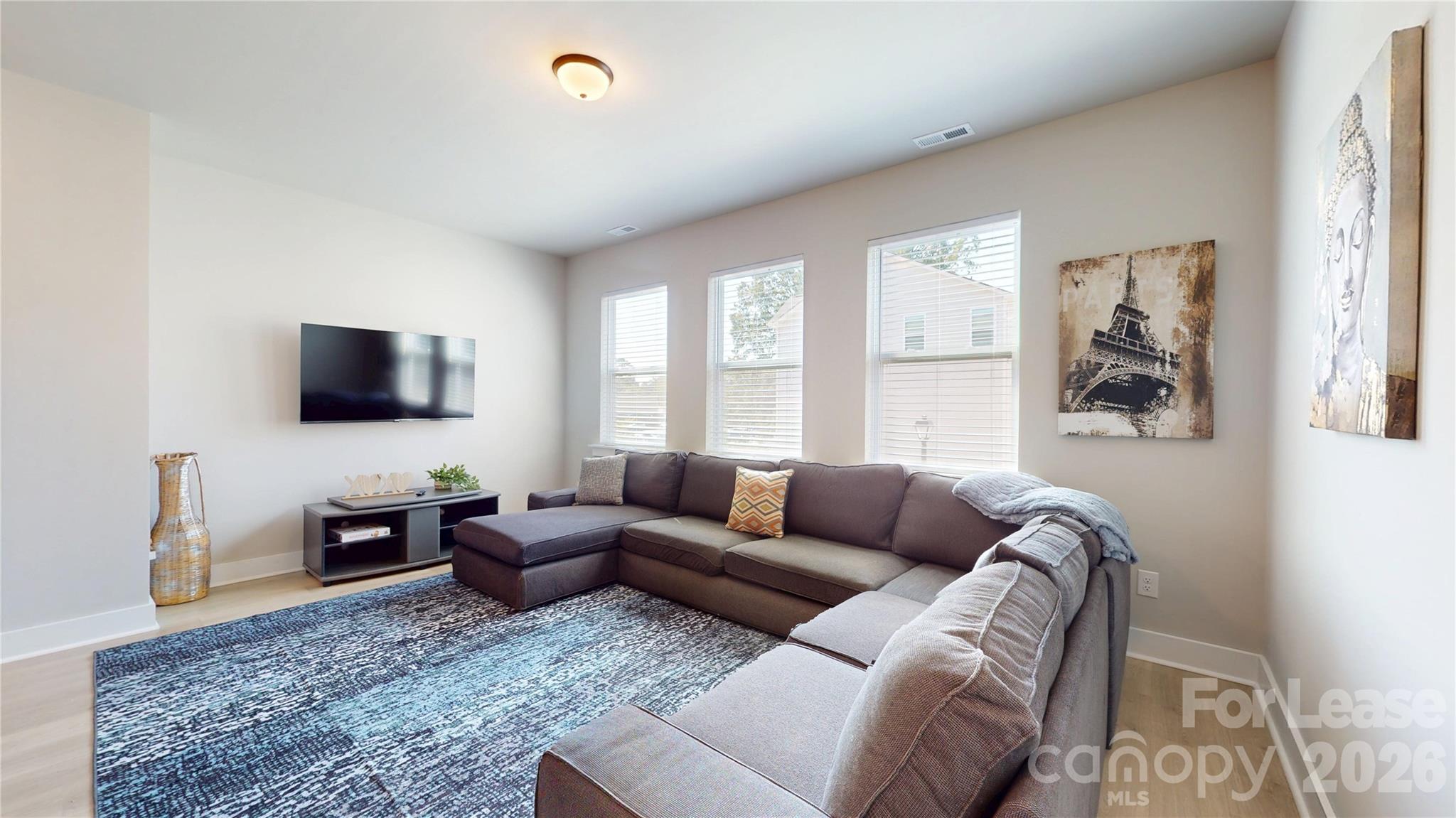 5012 Central Avenue Property Photo 9