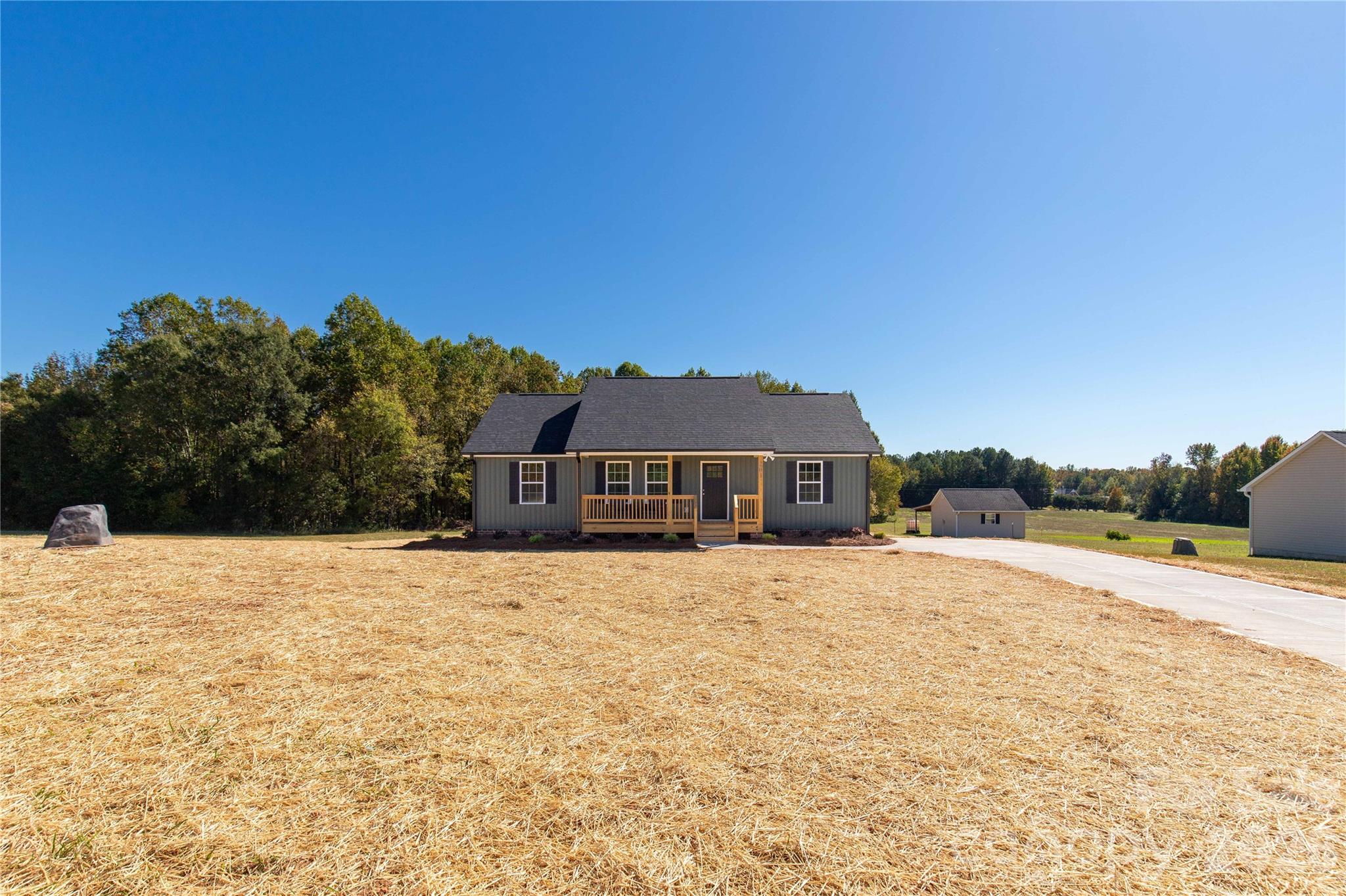 201 Springlake Road Property Photo 1