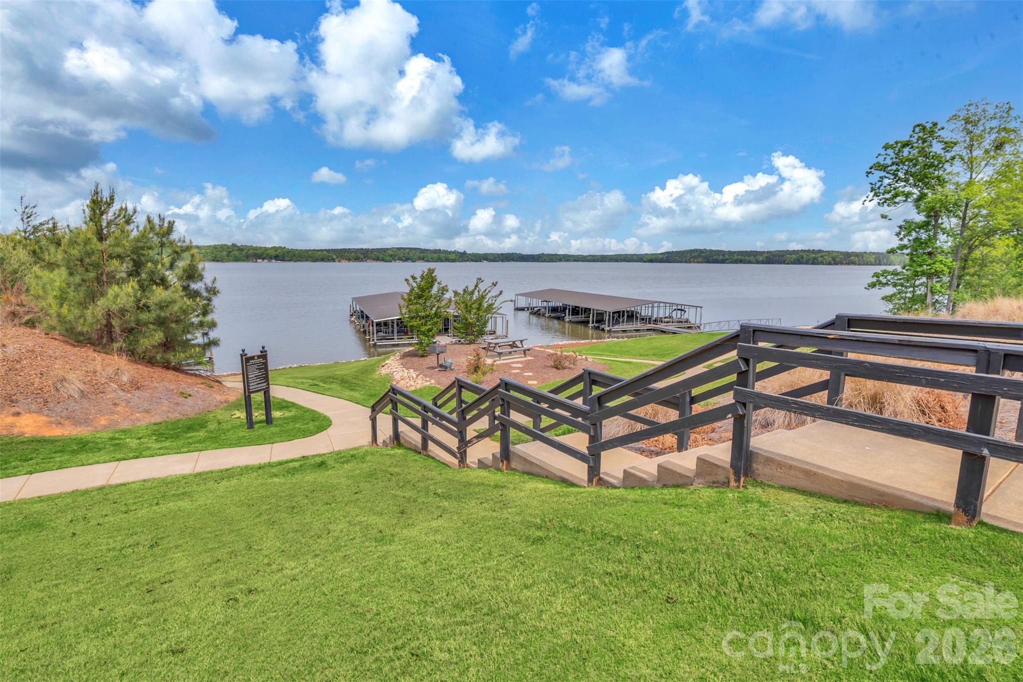 40245 Crooked Stick Drive Property Photo 8