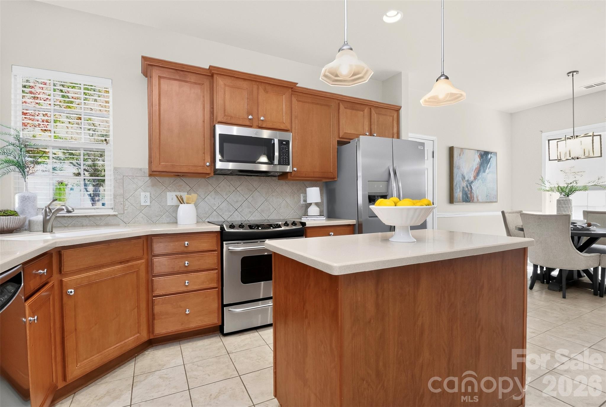 18023 Owl Court Property Photo 4