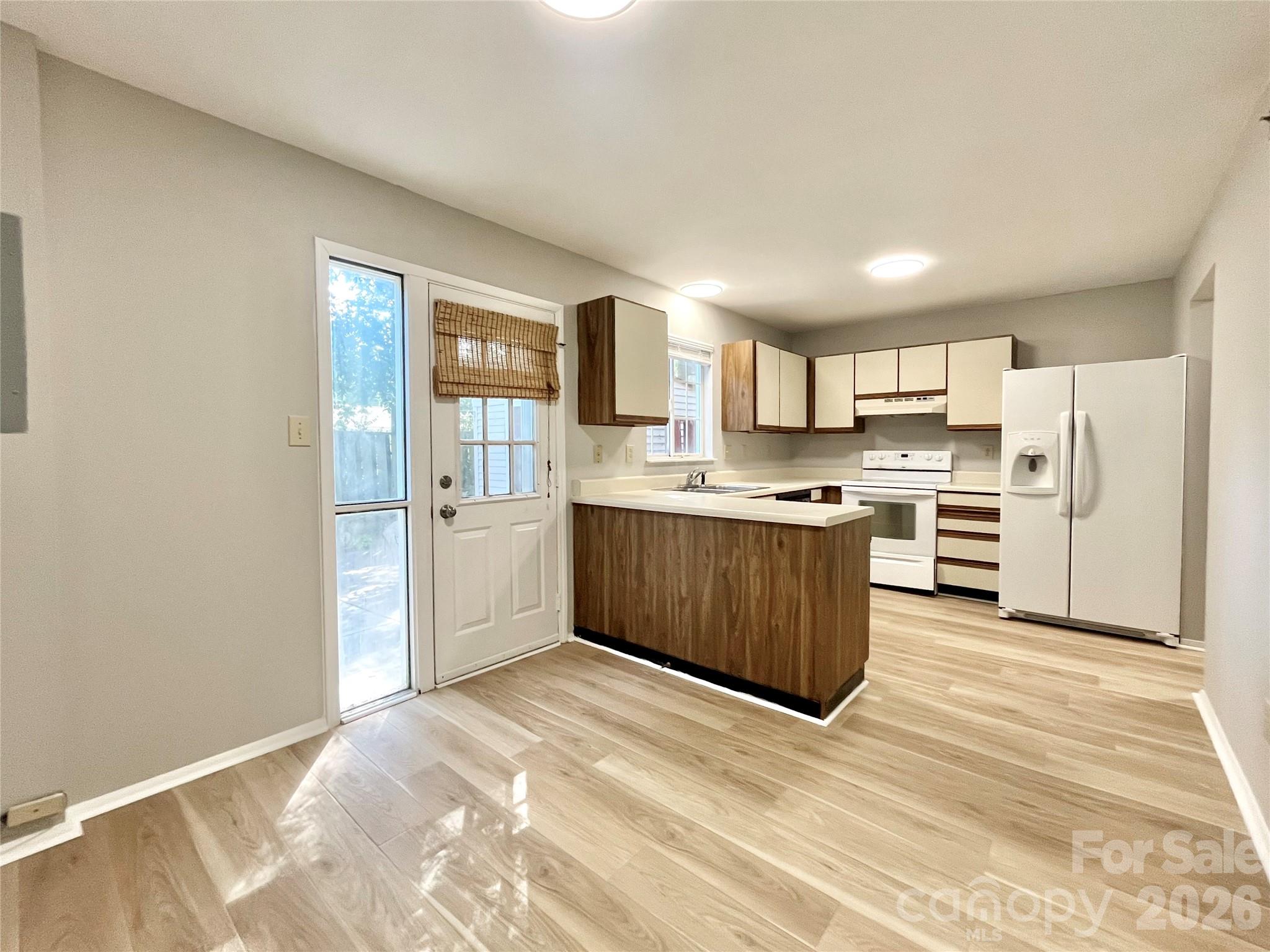 8234 Knights Bridge Road Property Photo 7