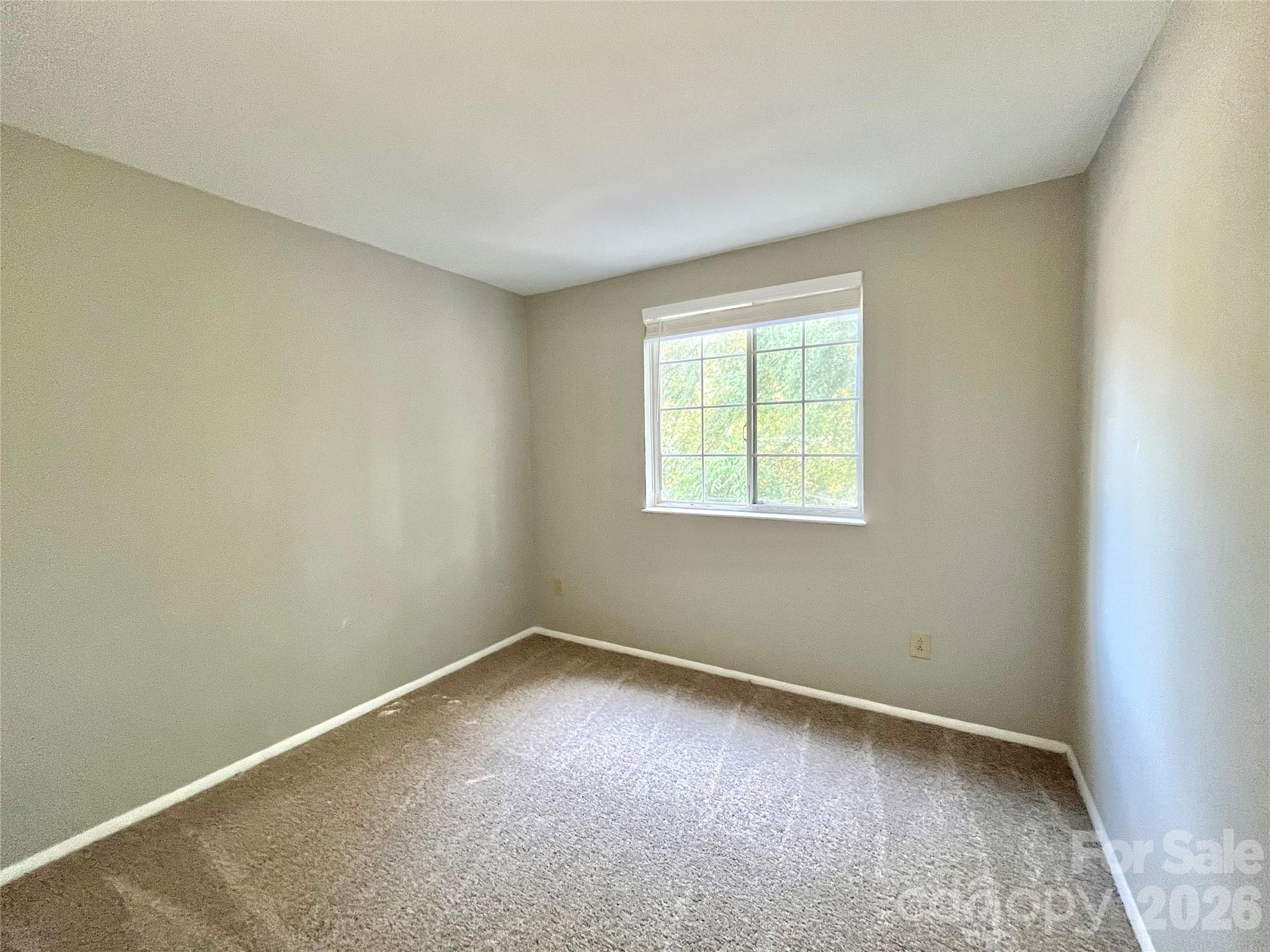 8234 Knights Bridge Road Property Photo 12