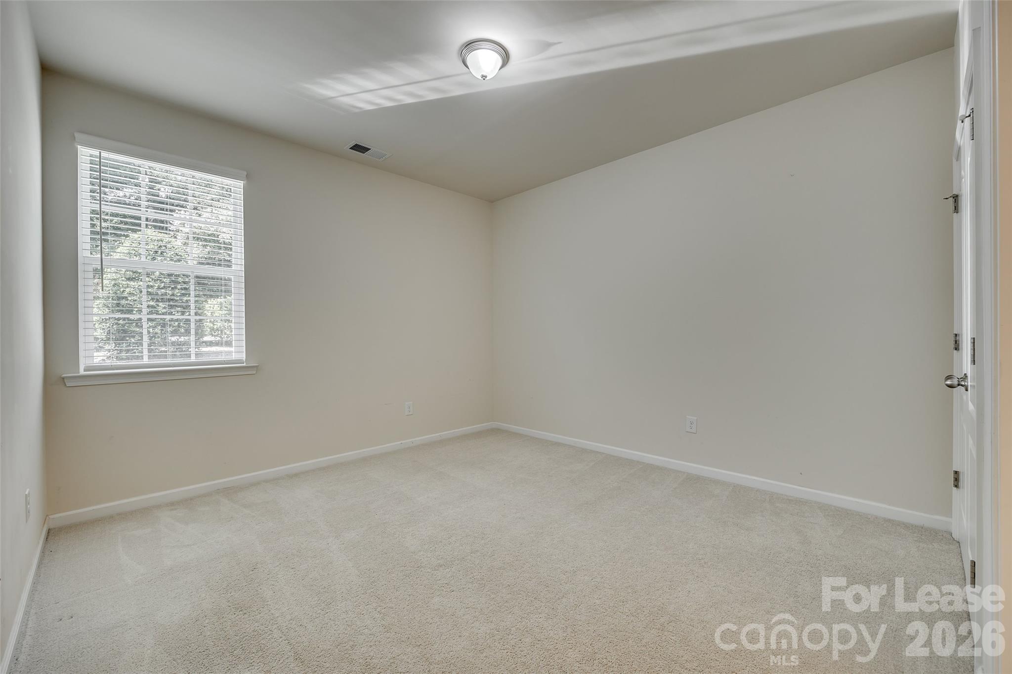 910 Ashton Oak Court Property Photo 21