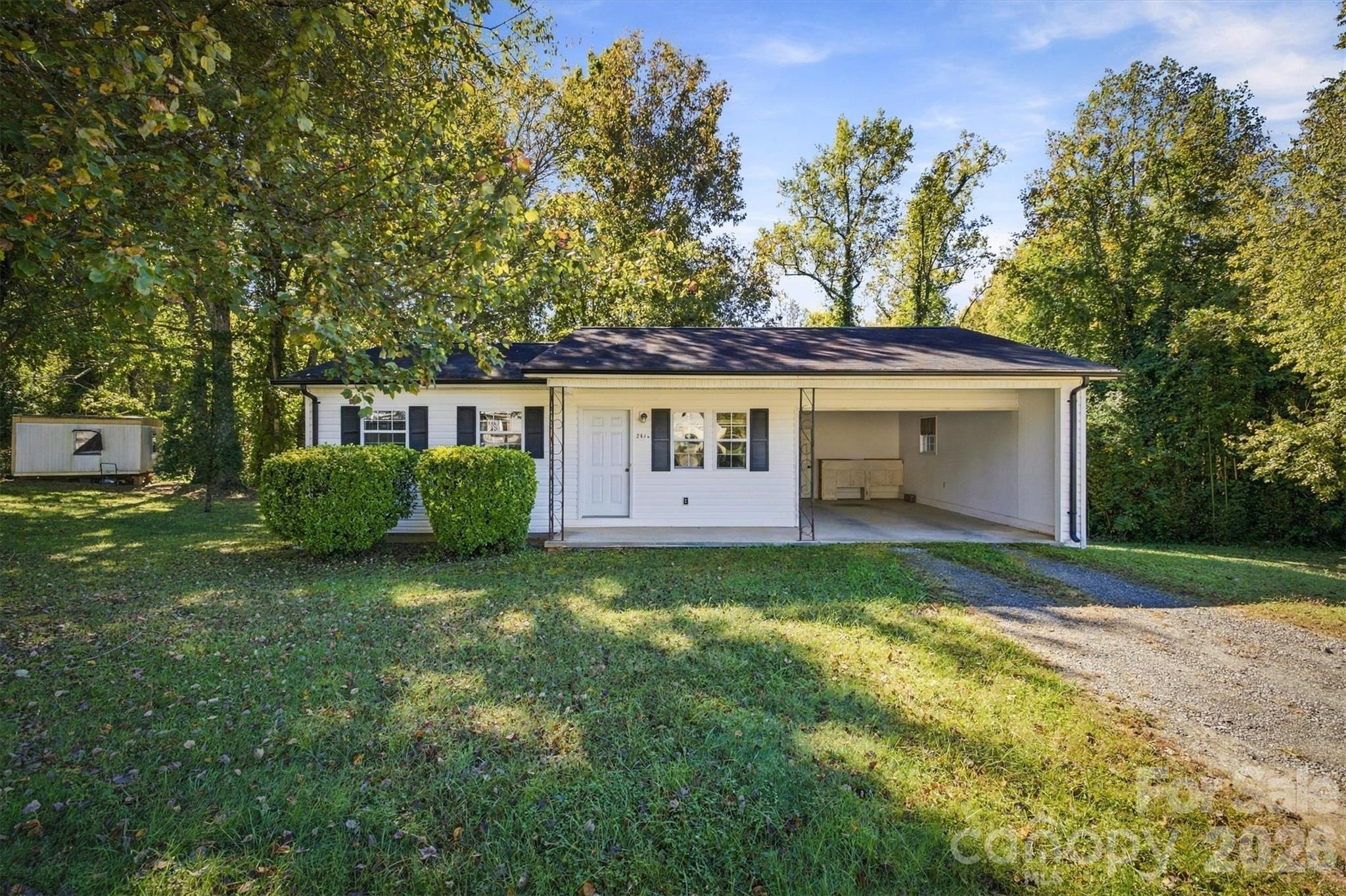 2476 Watts Street Property Photo 1