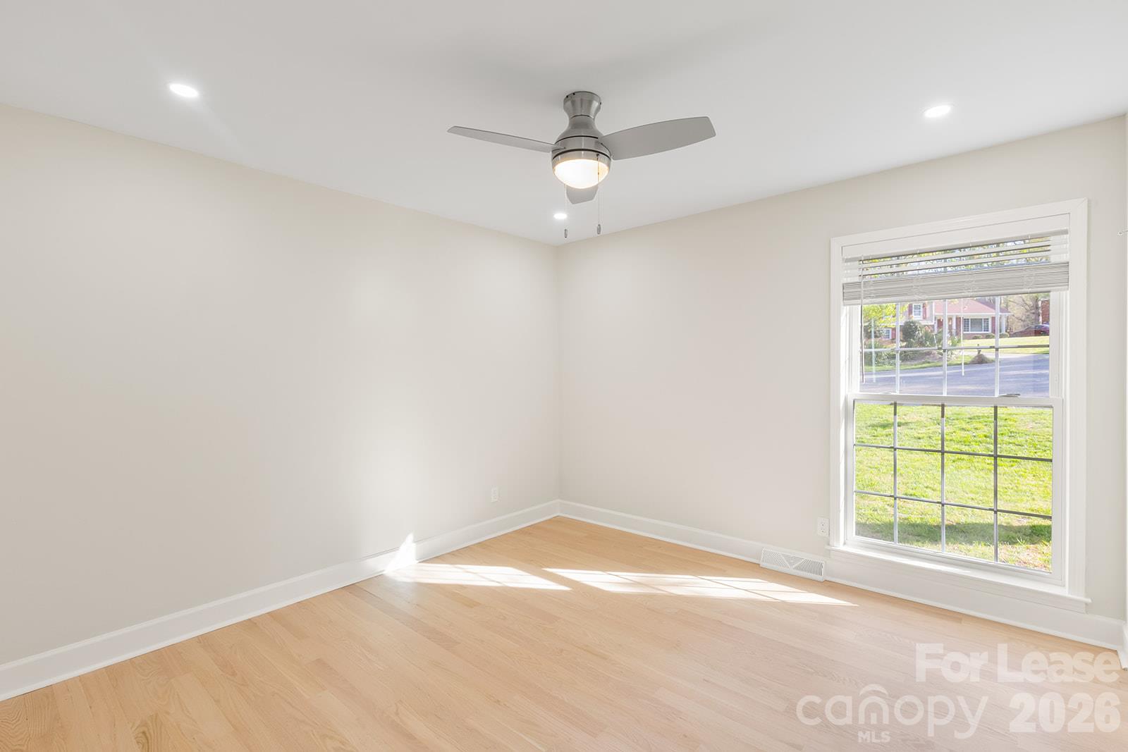 100 Chadmore Drive Property Photo 9