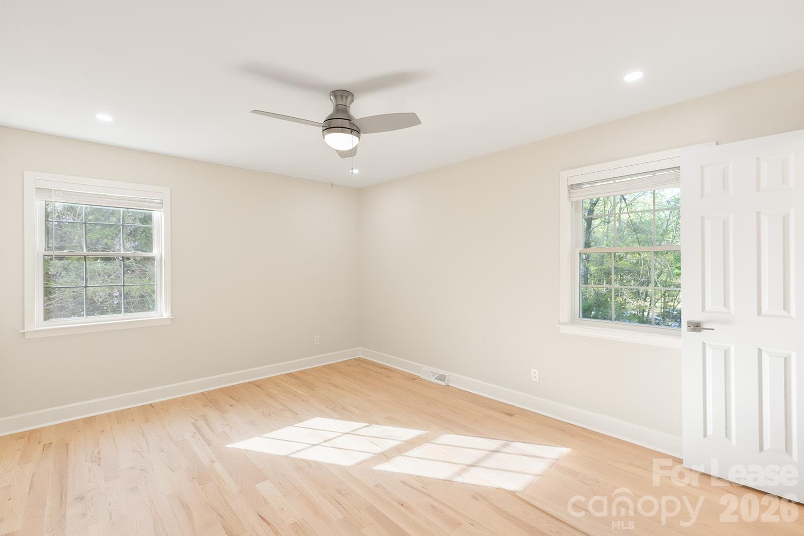 100 Chadmore Drive Property Photo 11