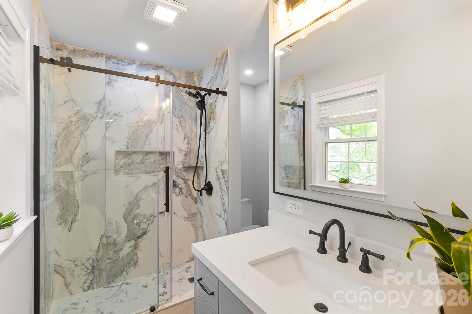 100 Chadmore Drive Property Photo 12