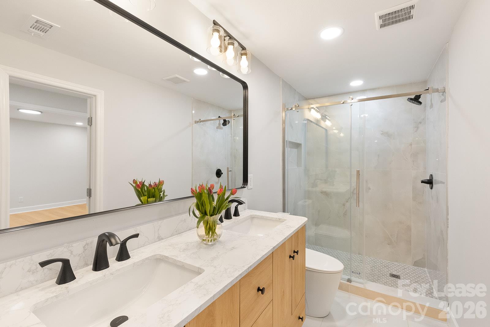 100 Chadmore Drive Property Photo 16