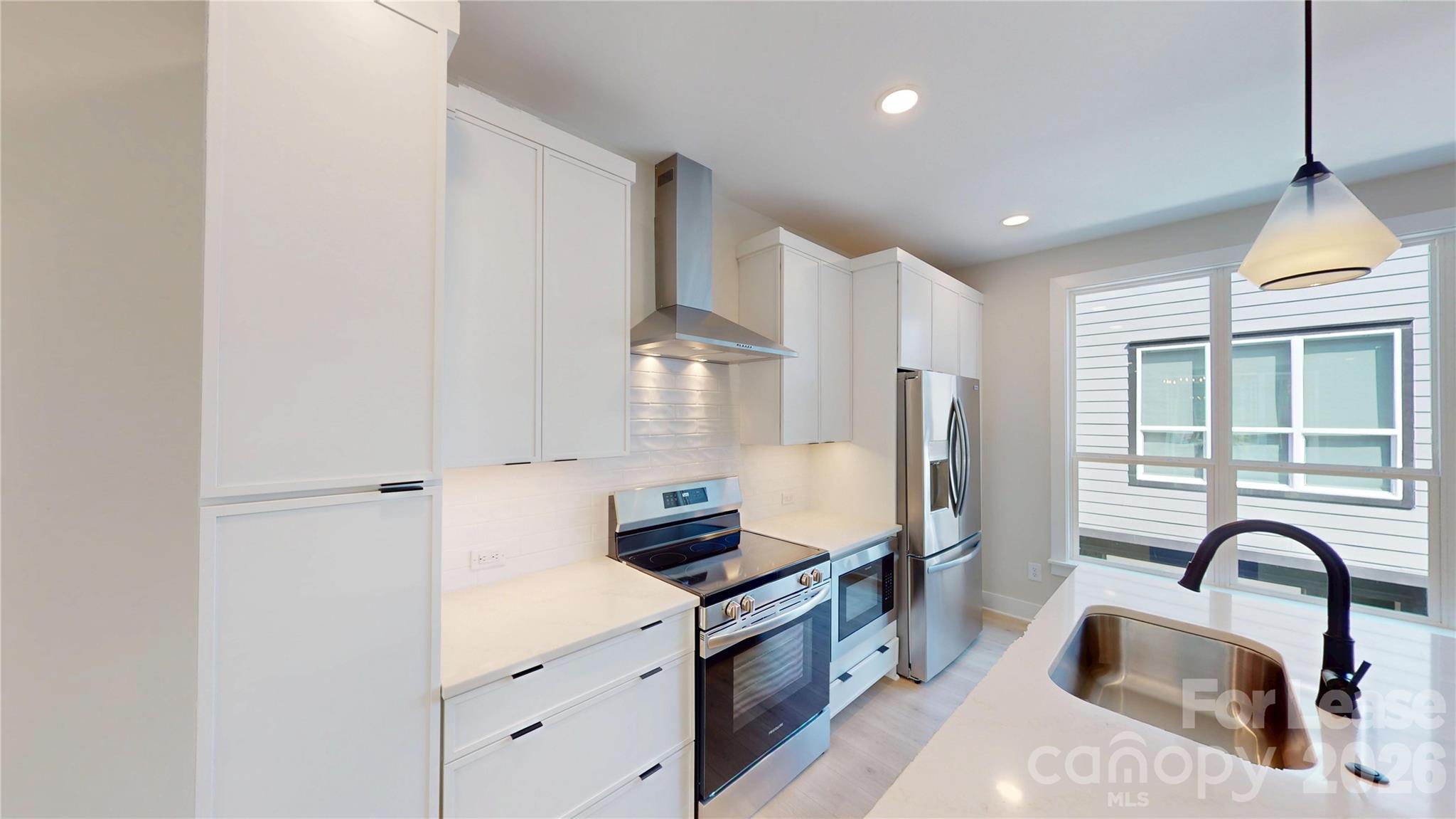 409 Devender Lane Property Photo 12