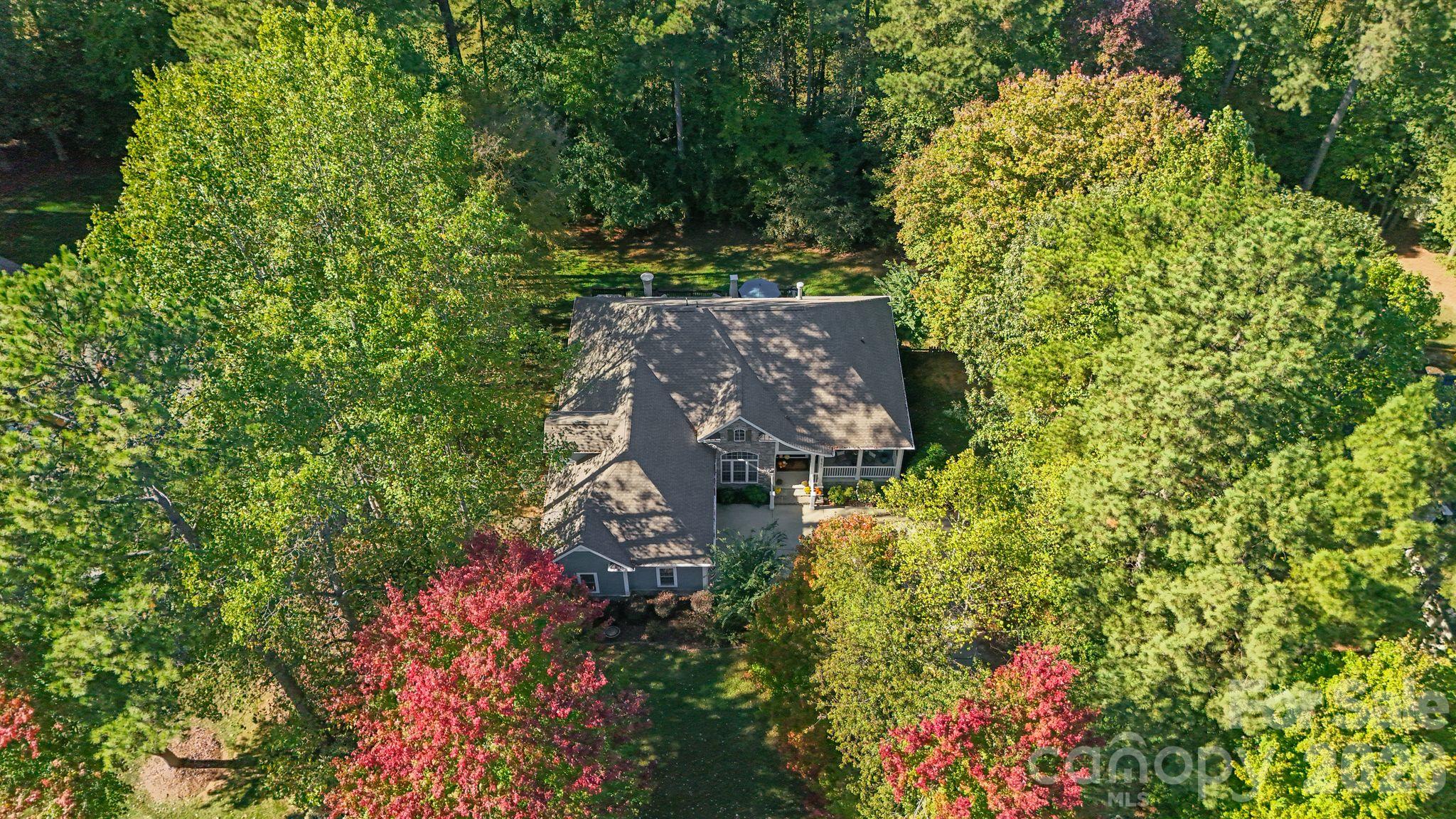 2381 Crofte Drive Property Photo 41