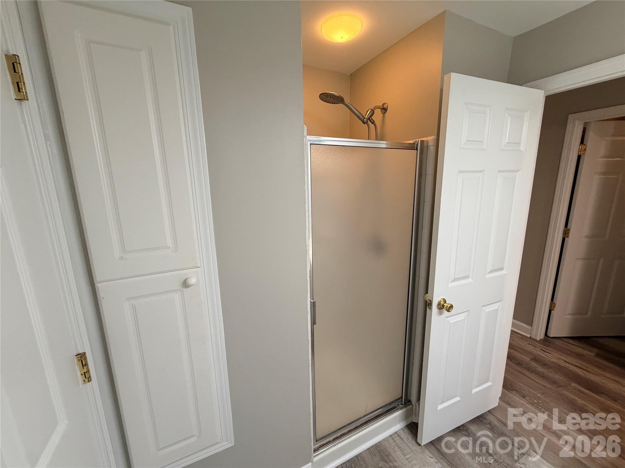 547 Southeast Drive Property Photo 7