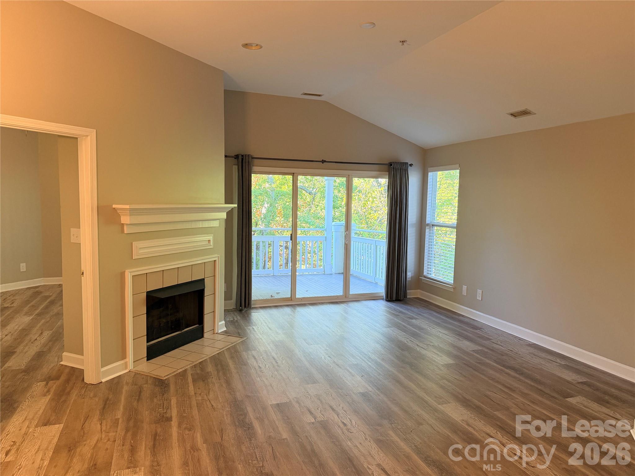 547 Southeast Drive Property Photo 18