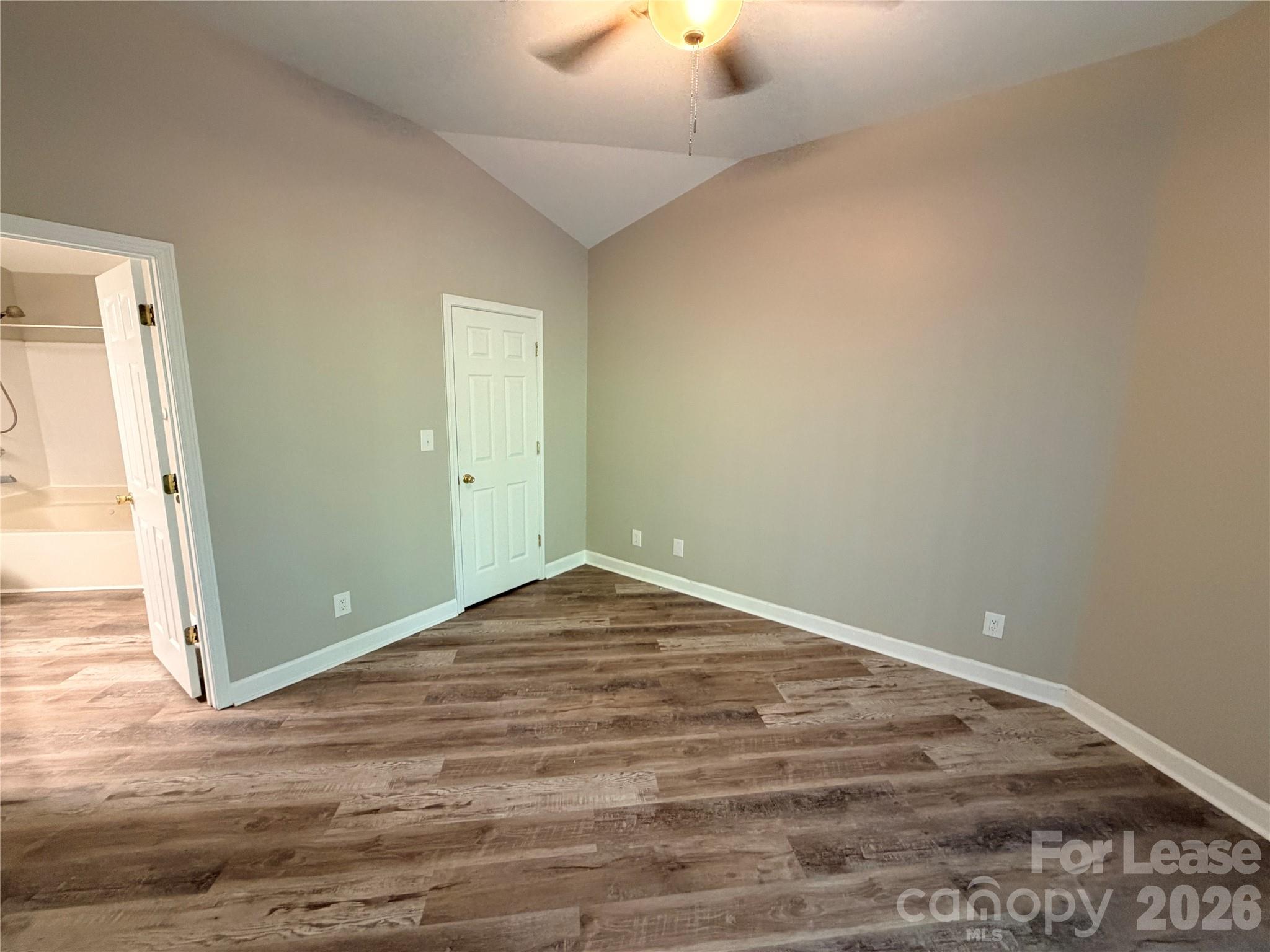 547 Southeast Drive Property Photo 22