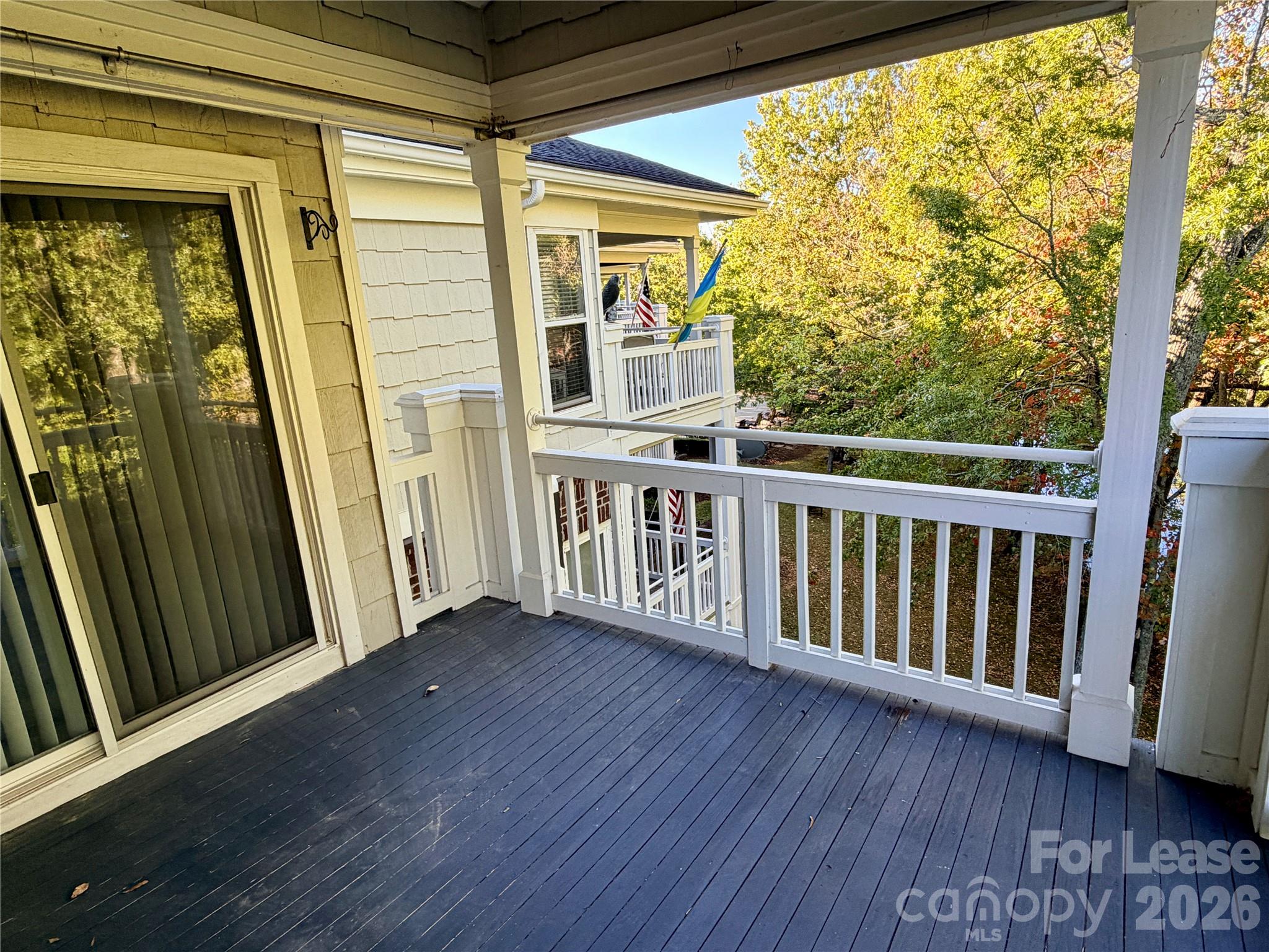 547 Southeast Drive Property Photo 32