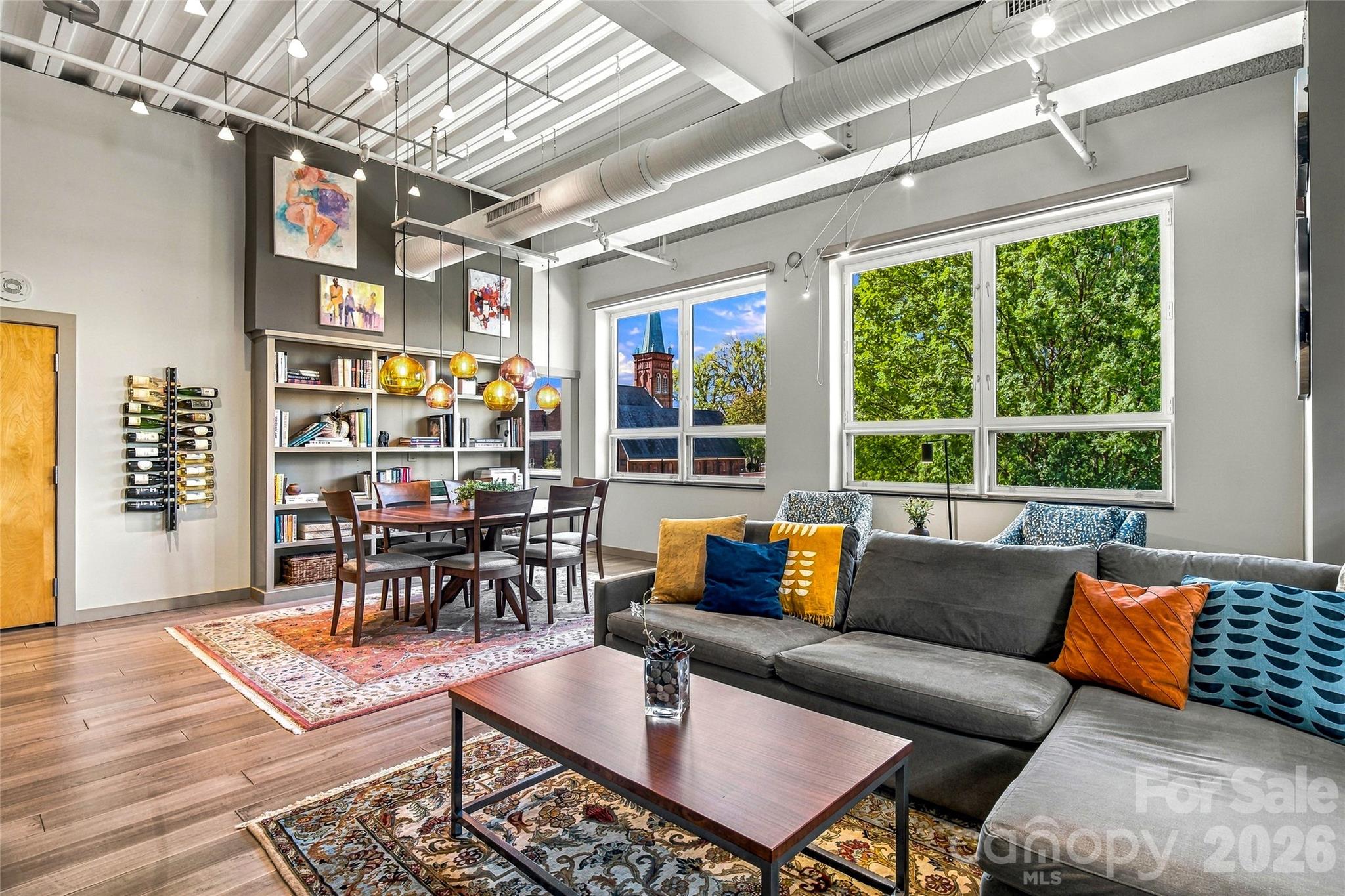 12 S Lexington Avenue 209 Property Photo 4