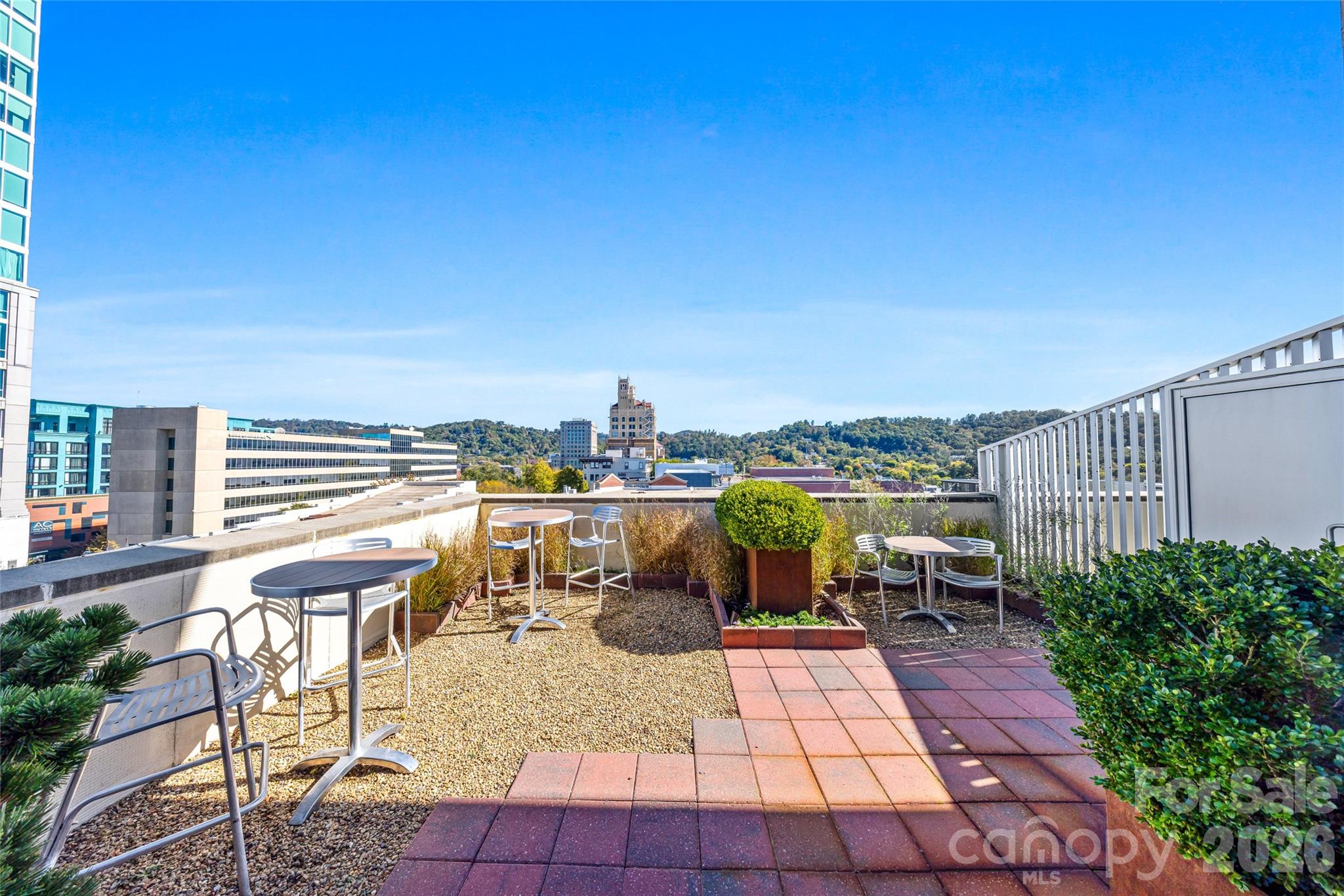 12 S Lexington Avenue 209 Property Photo 16