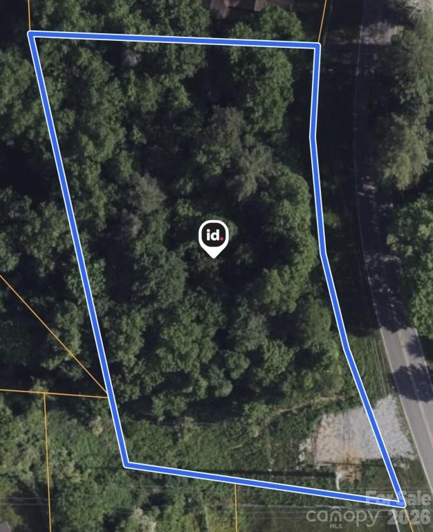 405 Catawba Street Property Photo 3