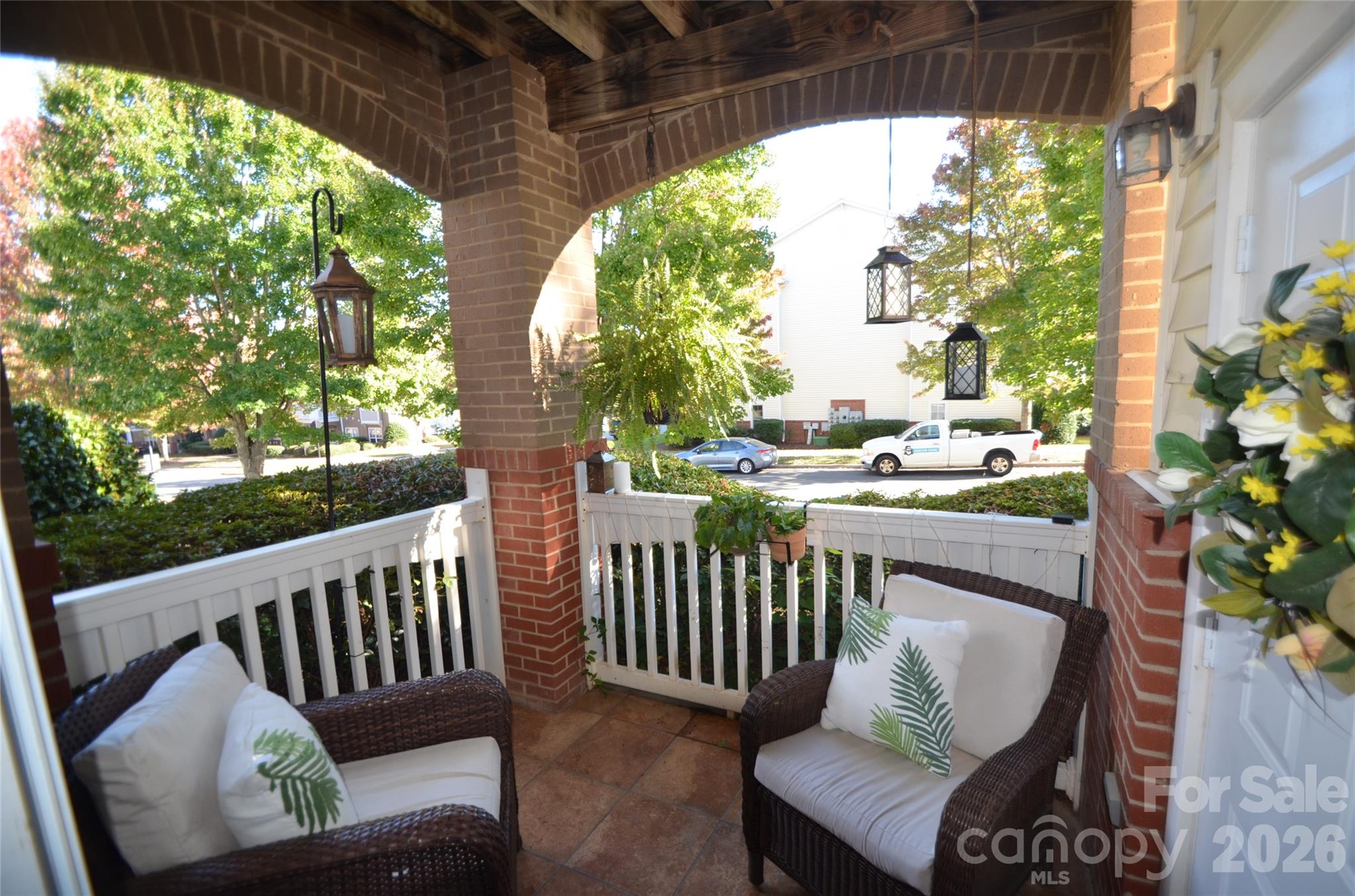 19759 Deer Valley Drive Property Photo 4