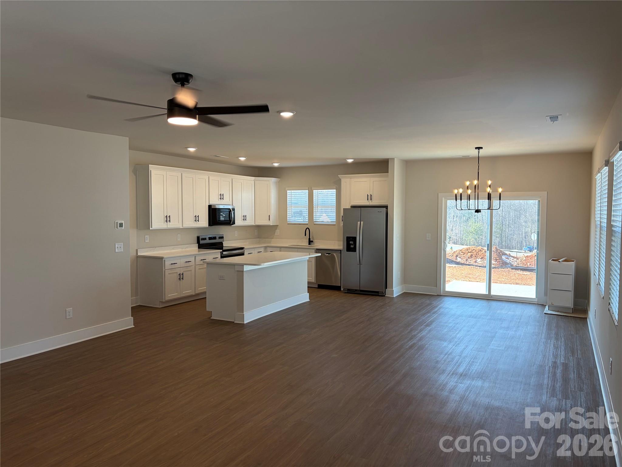 720 Wesley Drive Property Photo 3