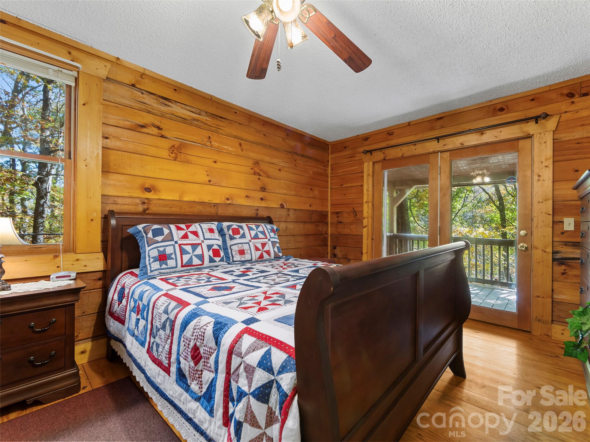 716 Wolf Laurel Drive Property Photo 12