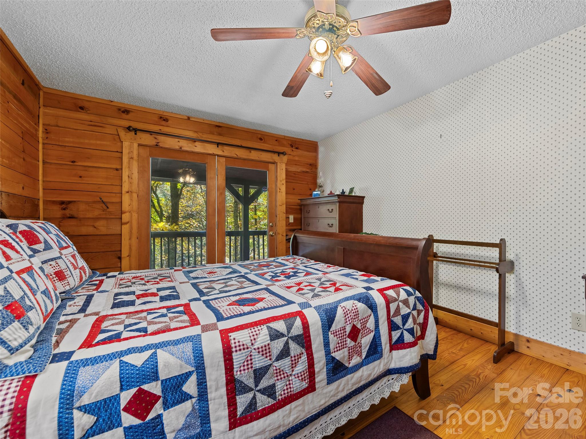 716 Wolf Laurel Drive Property Photo 13