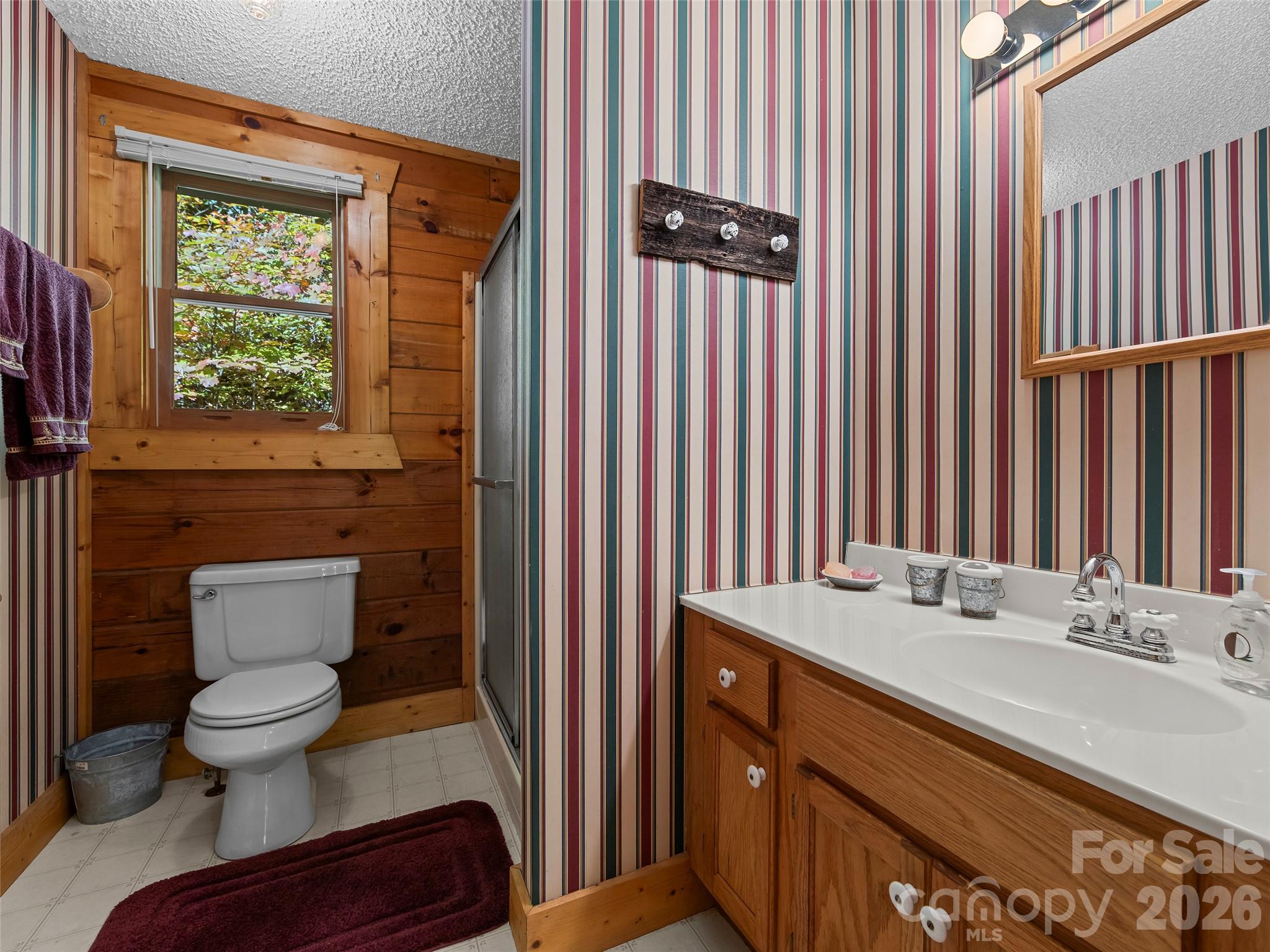 716 Wolf Laurel Drive Property Photo 16