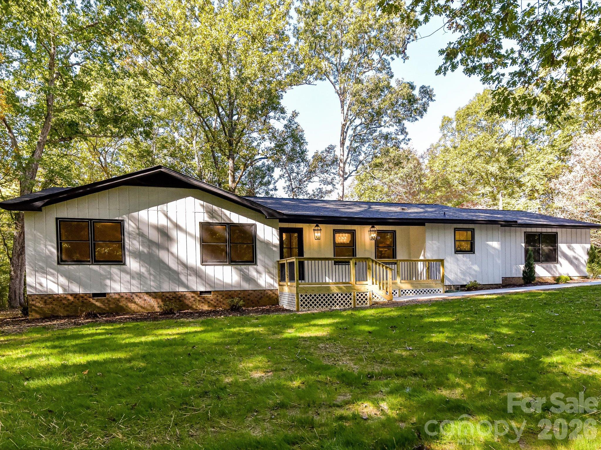 1614 Medlin Road Property Photo 3