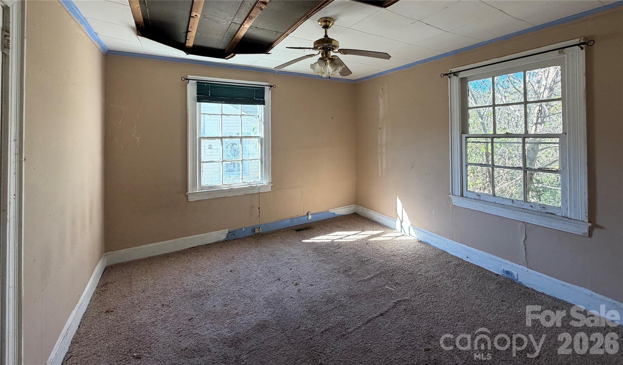 434 W Grover Street Property Photo 8