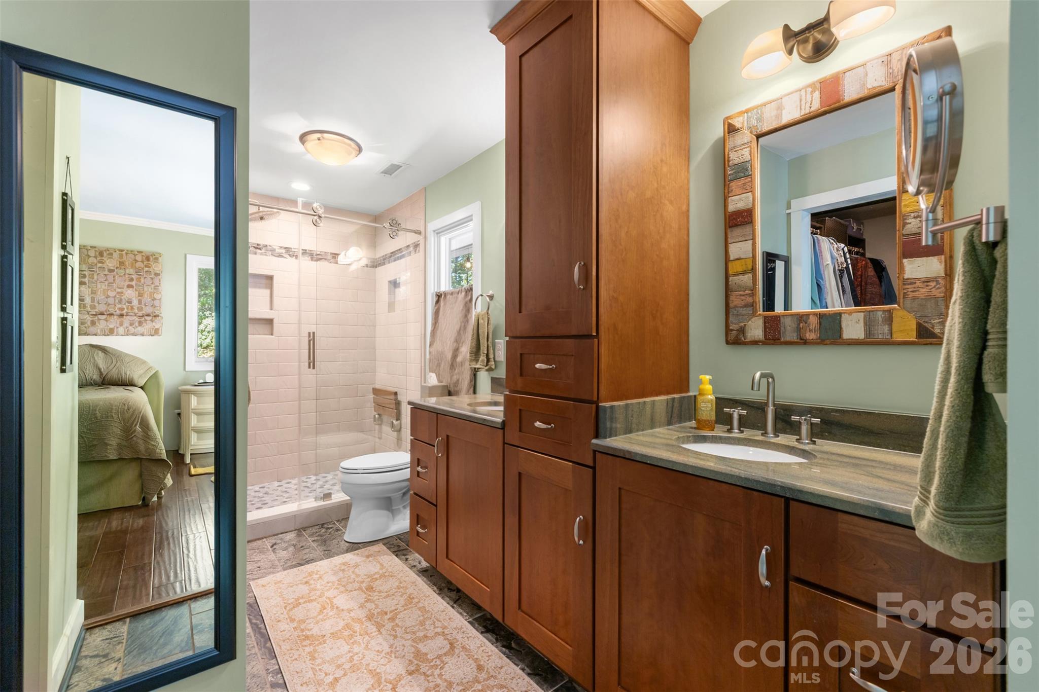 4 Thornwood Lane Property Photo 12