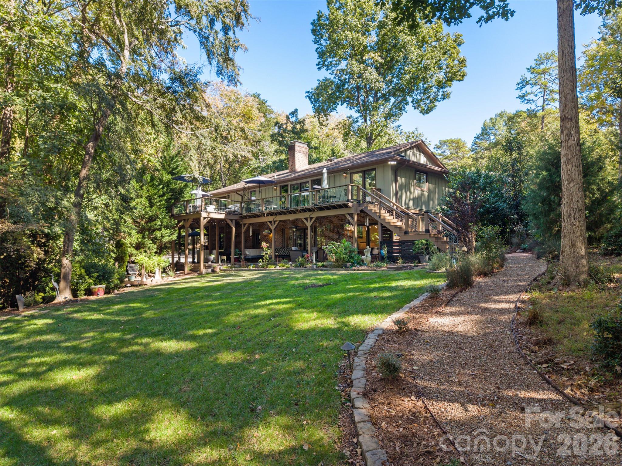 4 Thornwood Lane Property Photo 23