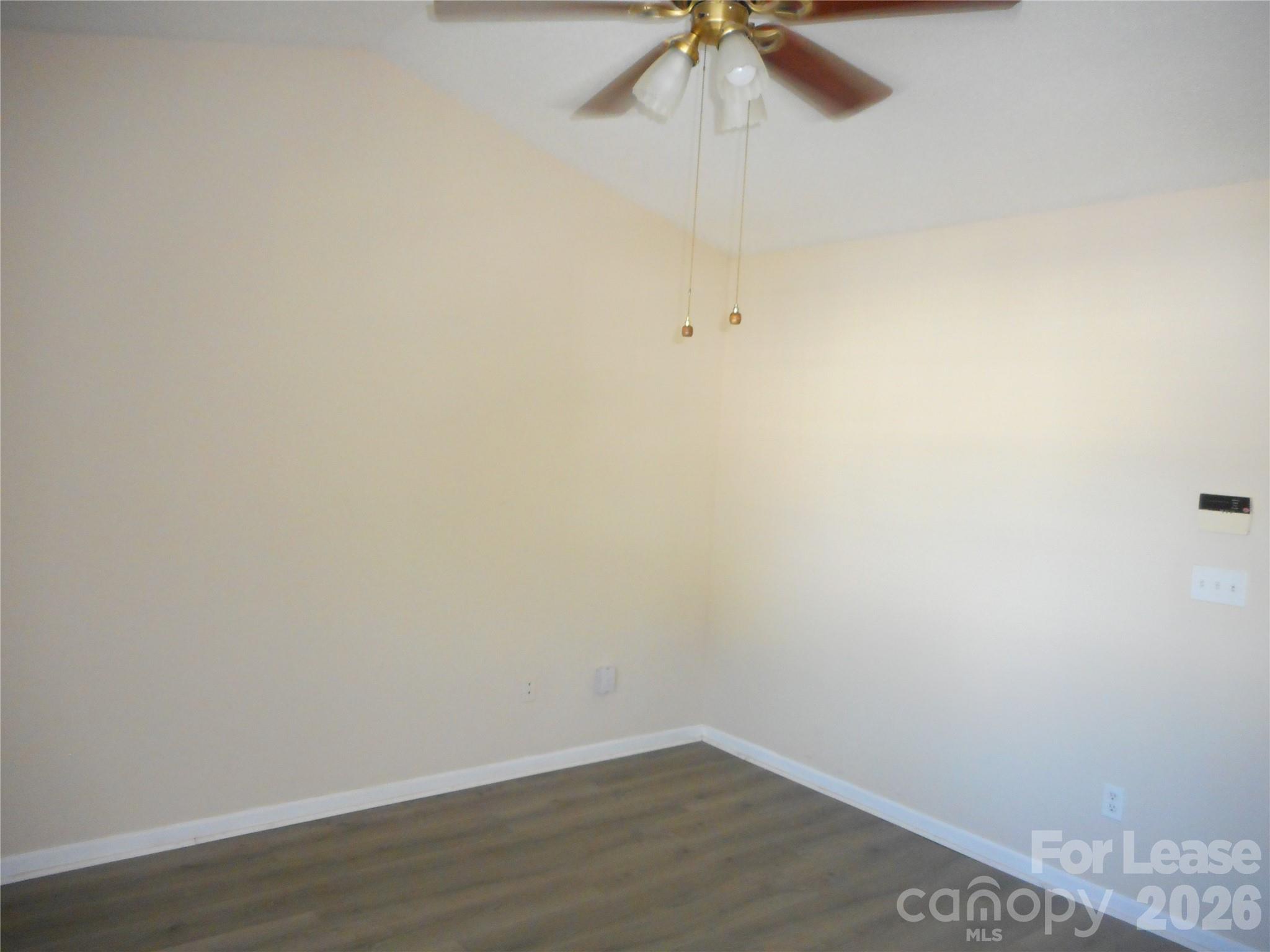 1726 Forest Side Lane Property Photo 10