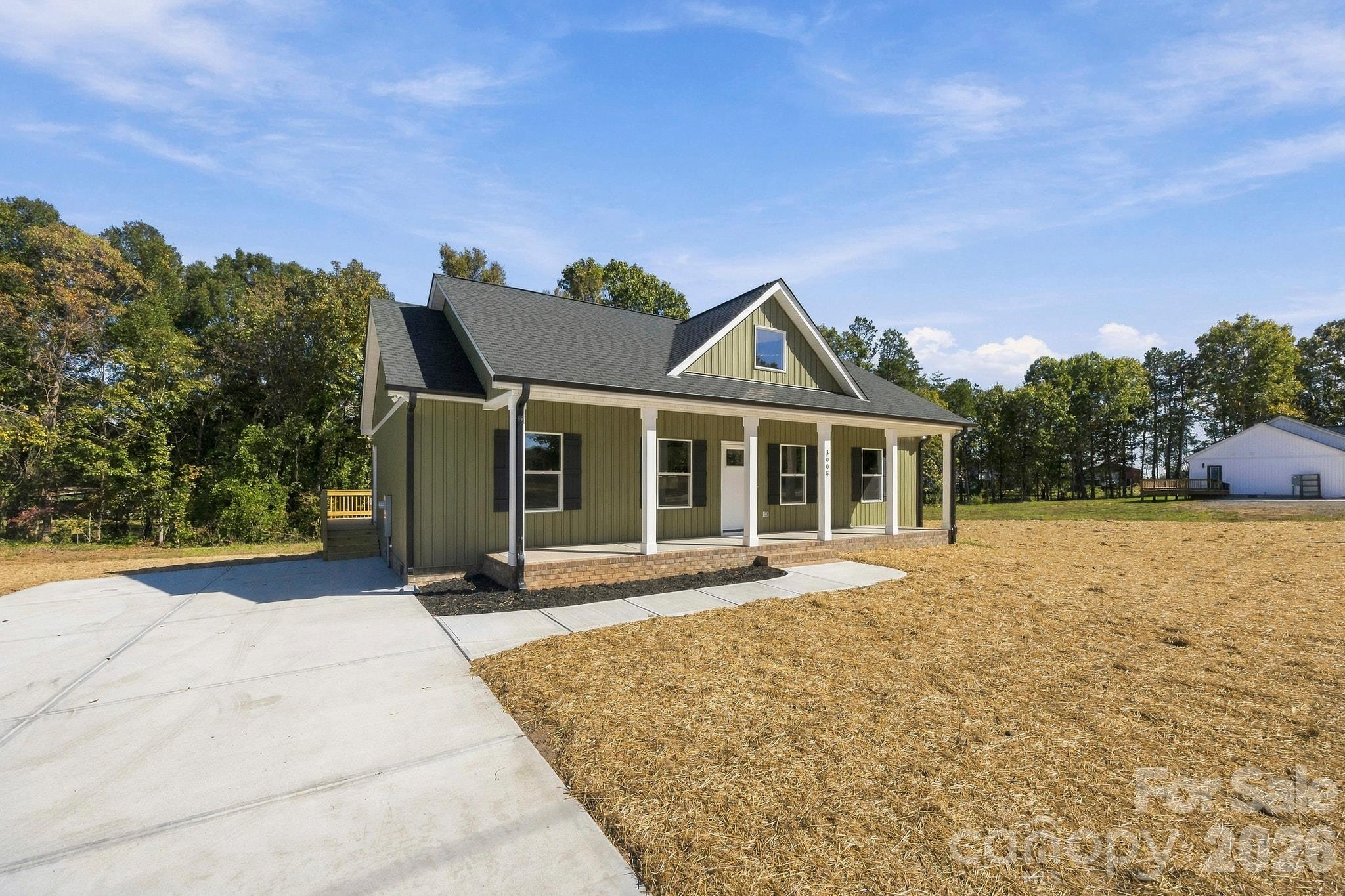 3008 Polkville Road Property Photo 6