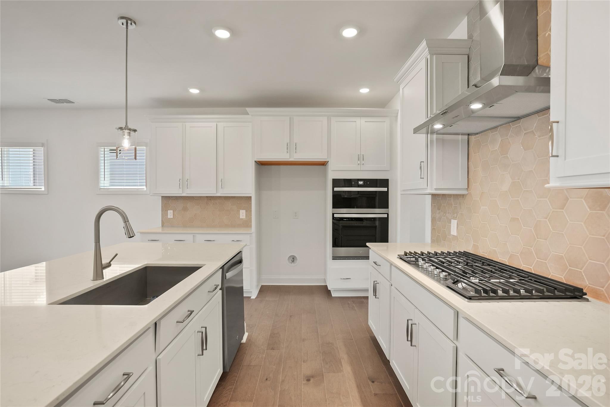 9244 Moss Plantation Avenue Property Photo 10