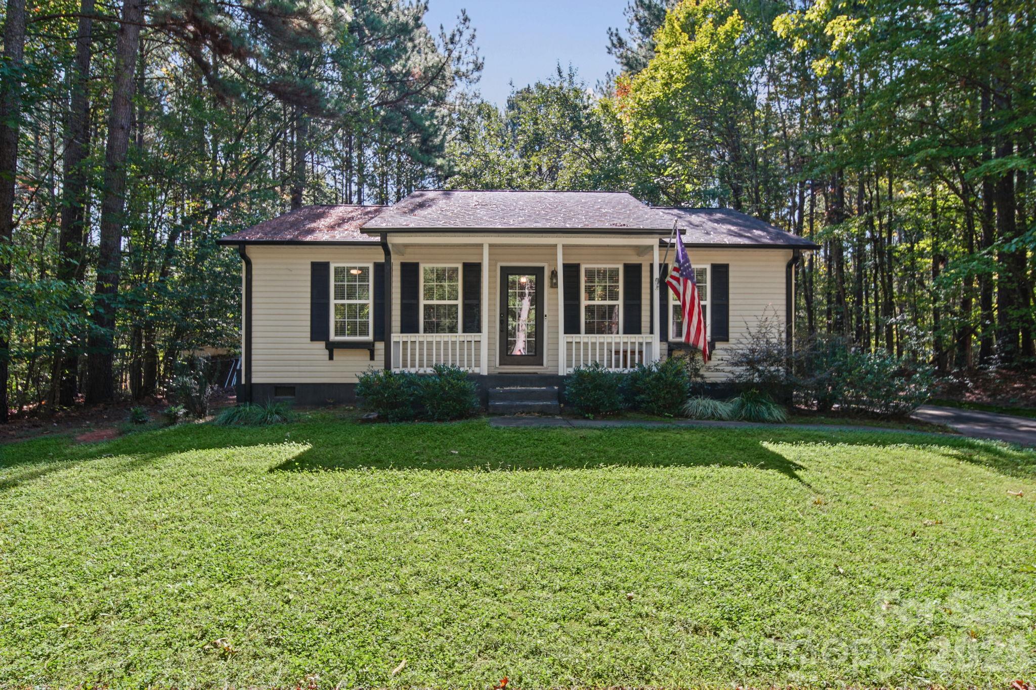 124 Waderich Lane Property Photo 1