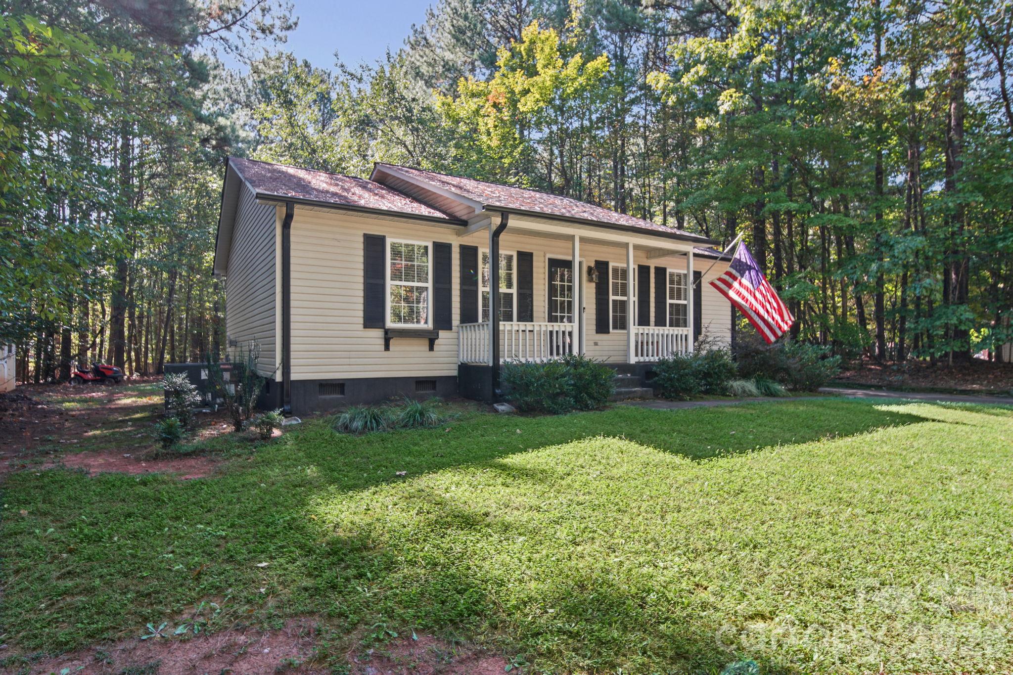 124 Waderich Lane Property Photo 2