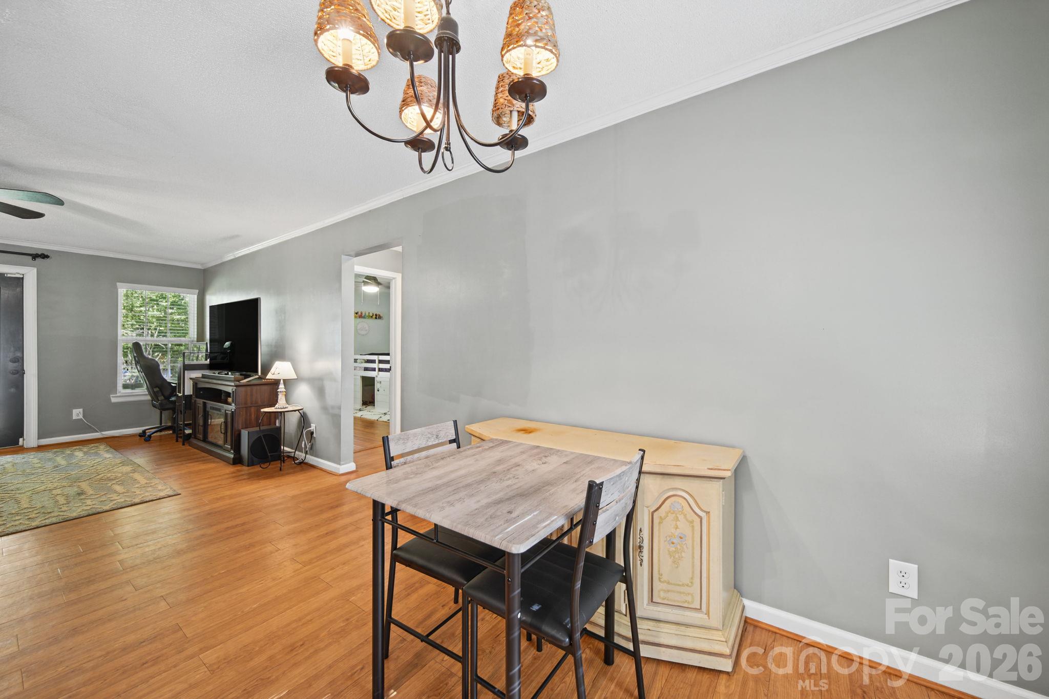 124 Waderich Lane Property Photo 8