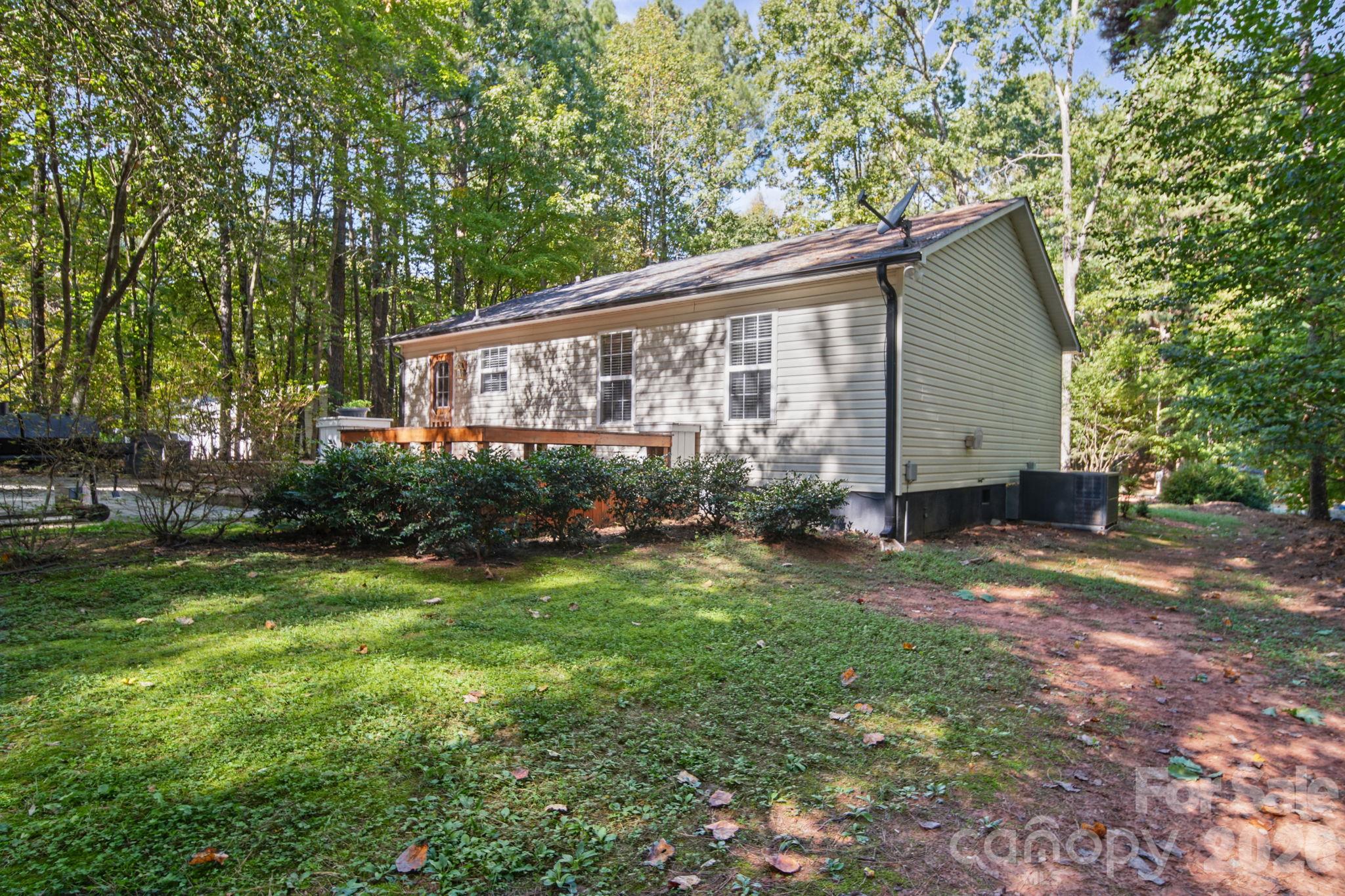 124 Waderich Lane Property Photo 24