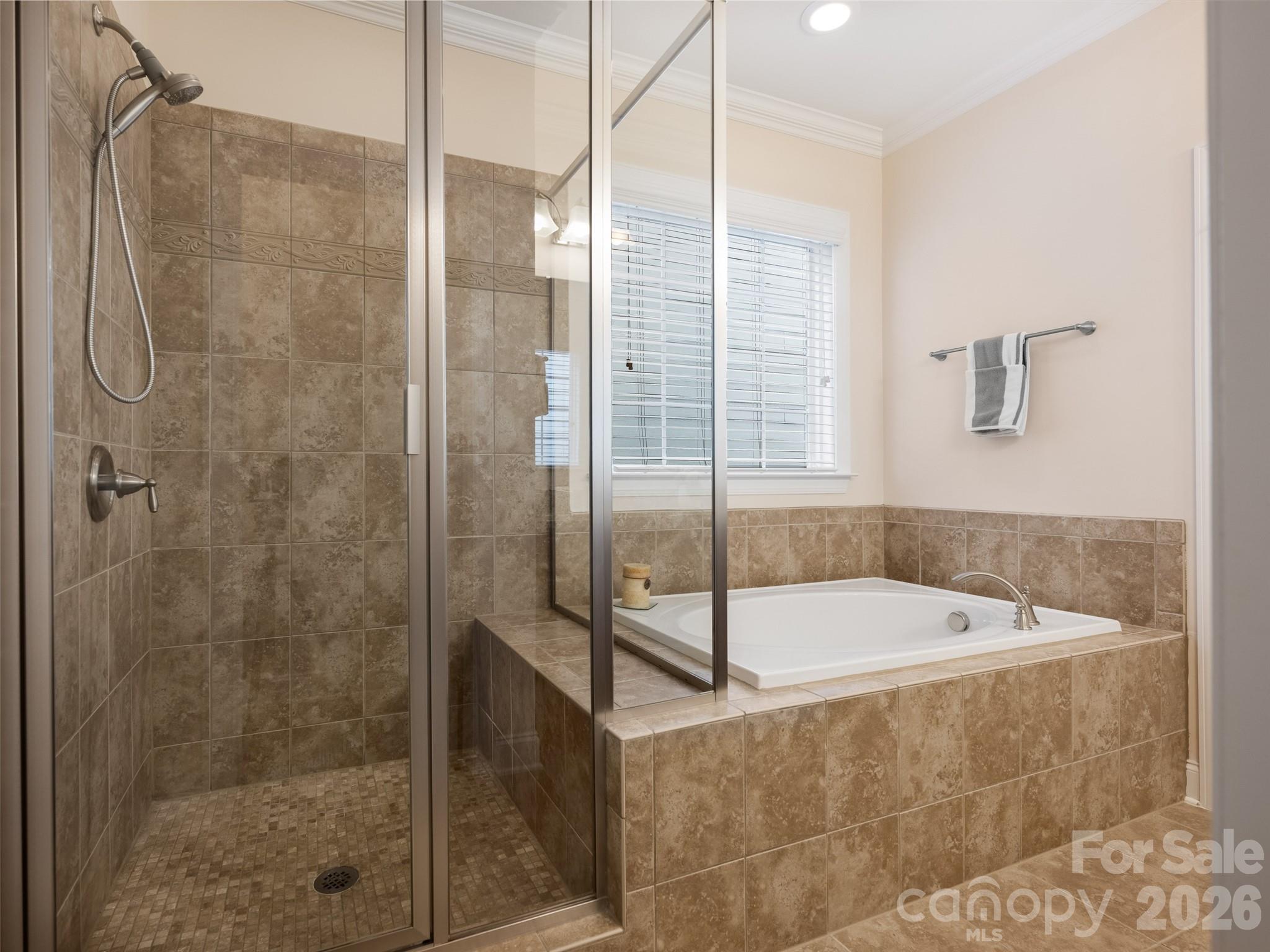 9218 Creekside Park Road Property Photo 16