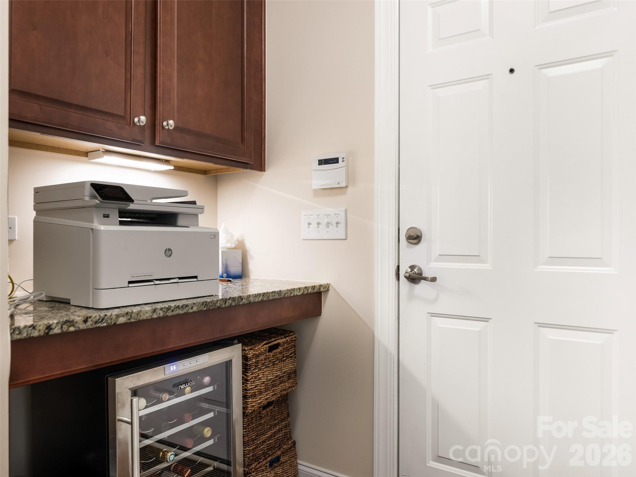 9218 Creekside Park Road Property Photo 17