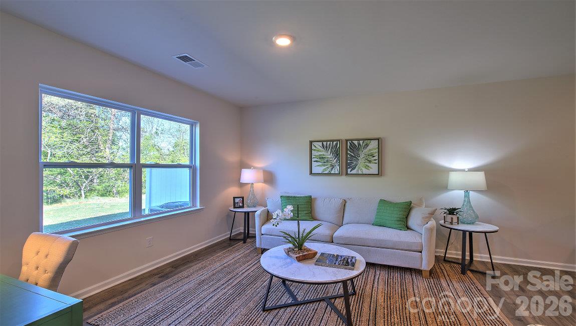 248 Lauren Lane Property Photo 9