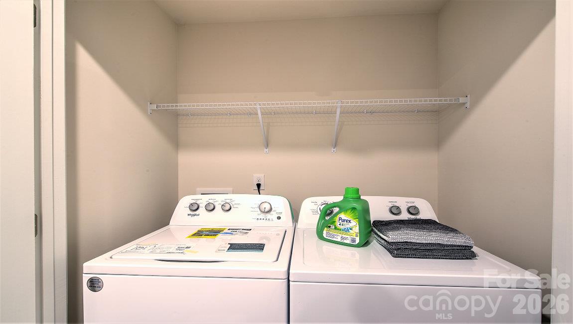 248 Lauren Lane Property Photo 27