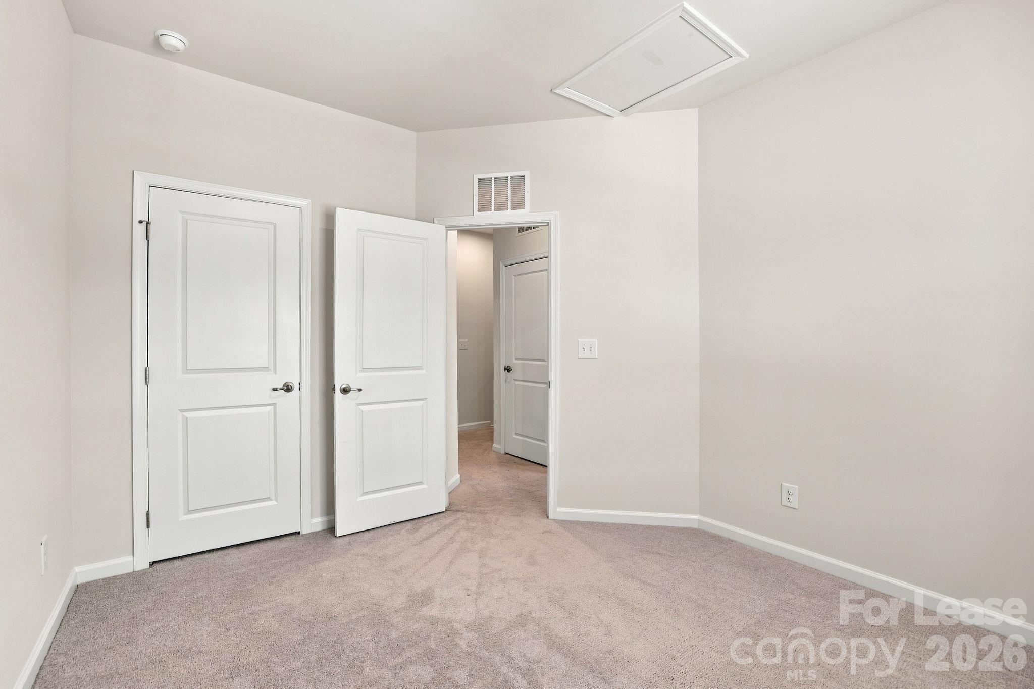 2595 Grantham Place Drive 111 Property Photo 23