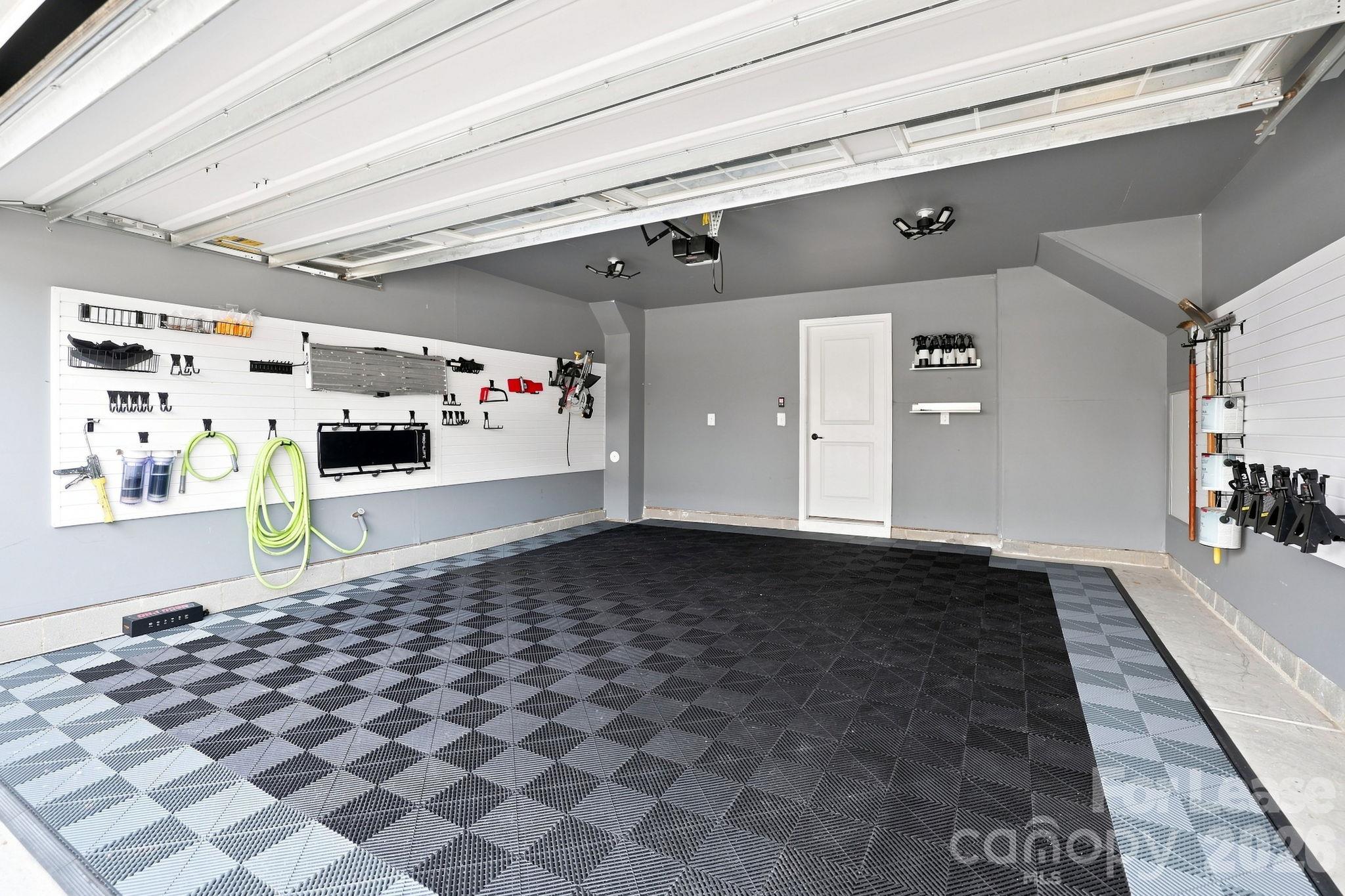 2595 Grantham Place Drive 111 Property Photo 28