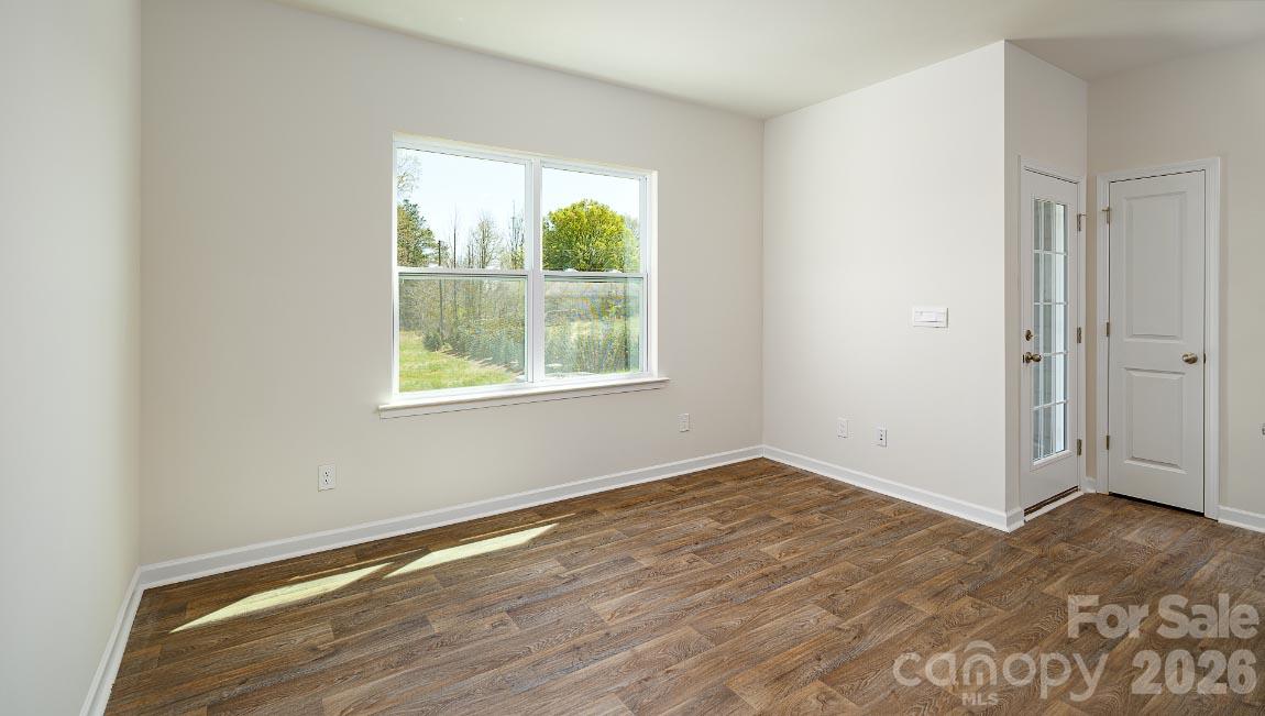 242 Lauren Lane Property Photo 3