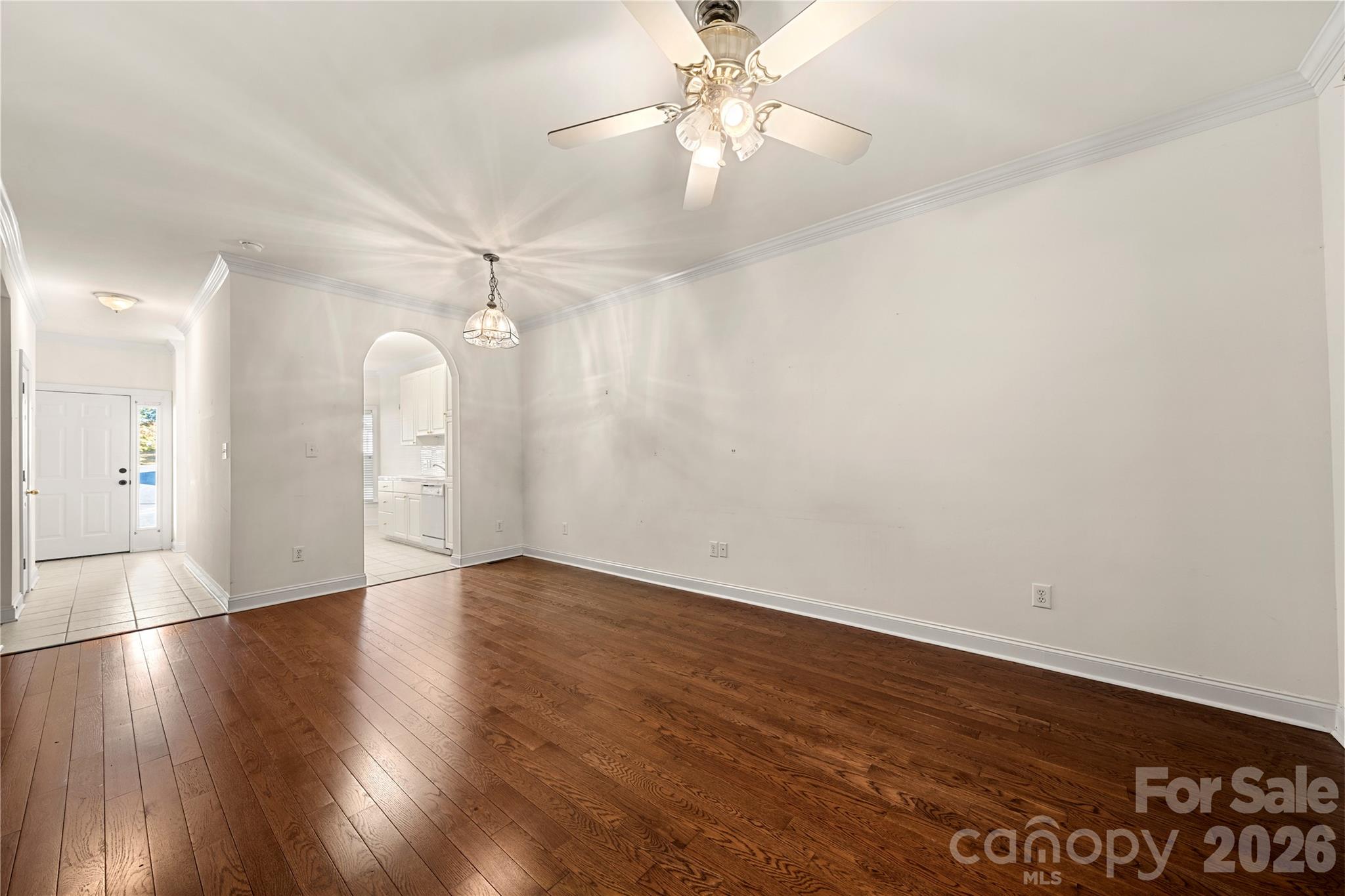 1271 Charlotte Avenue Property Photo 3