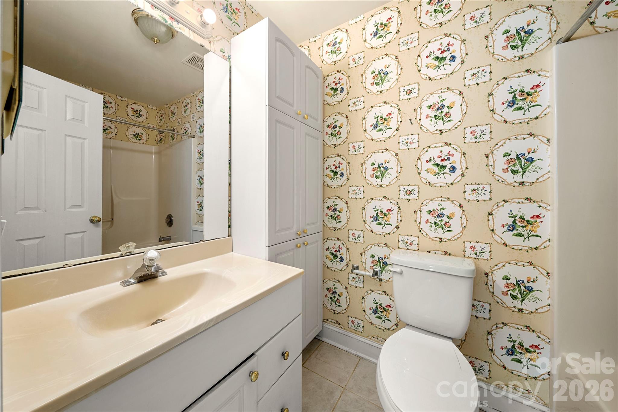 1271 Charlotte Avenue Property Photo 11