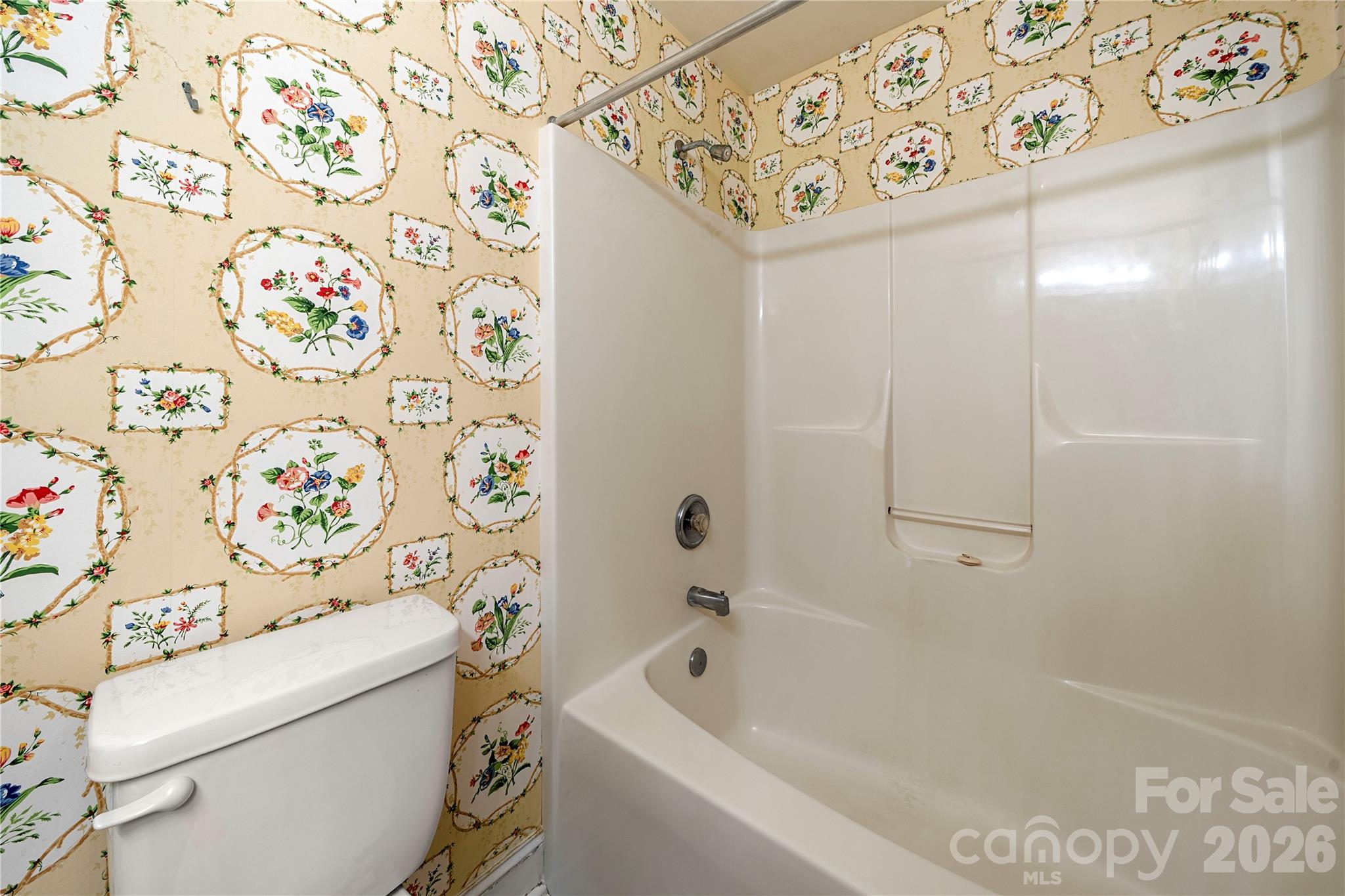 1271 Charlotte Avenue Property Photo 12