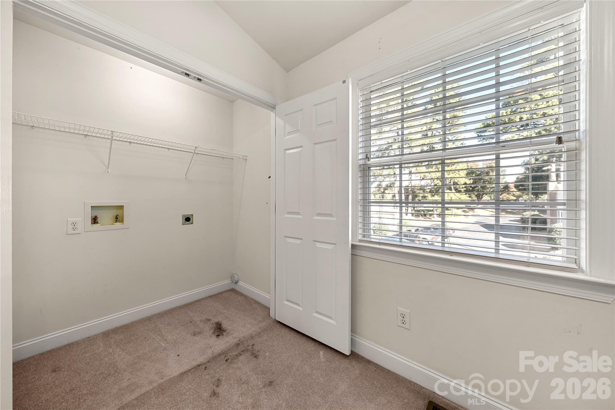1271 Charlotte Avenue Property Photo 15