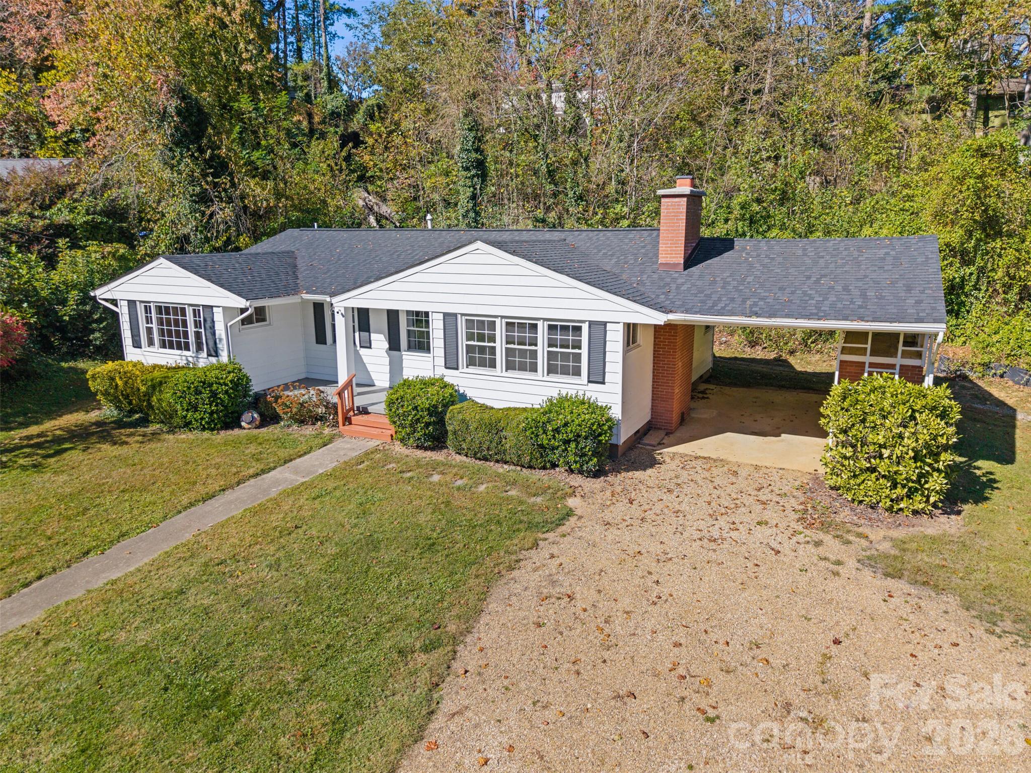 1 Valle Vista Drive Property Photo 1