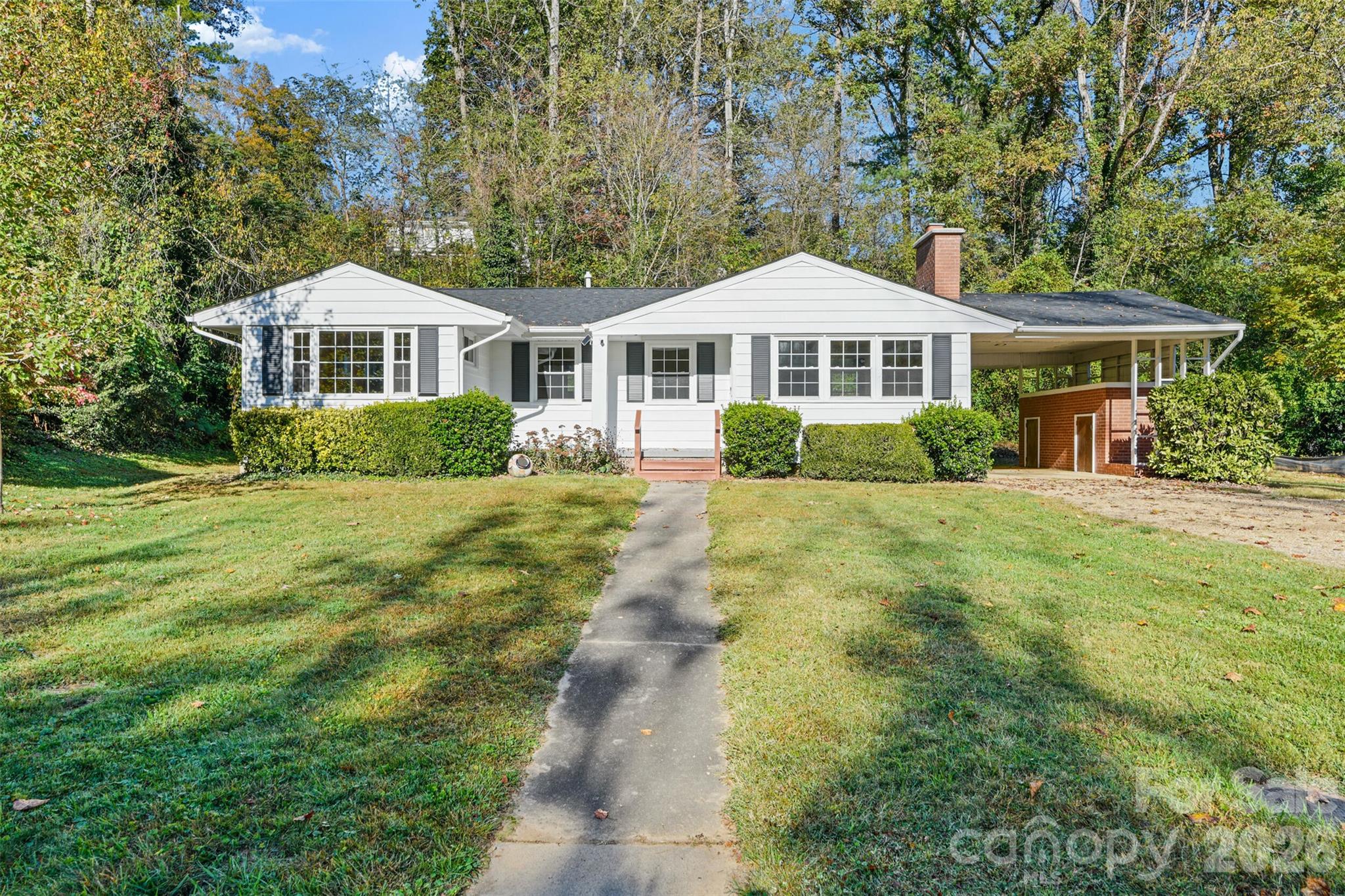 1 Valle Vista Drive Property Photo 2